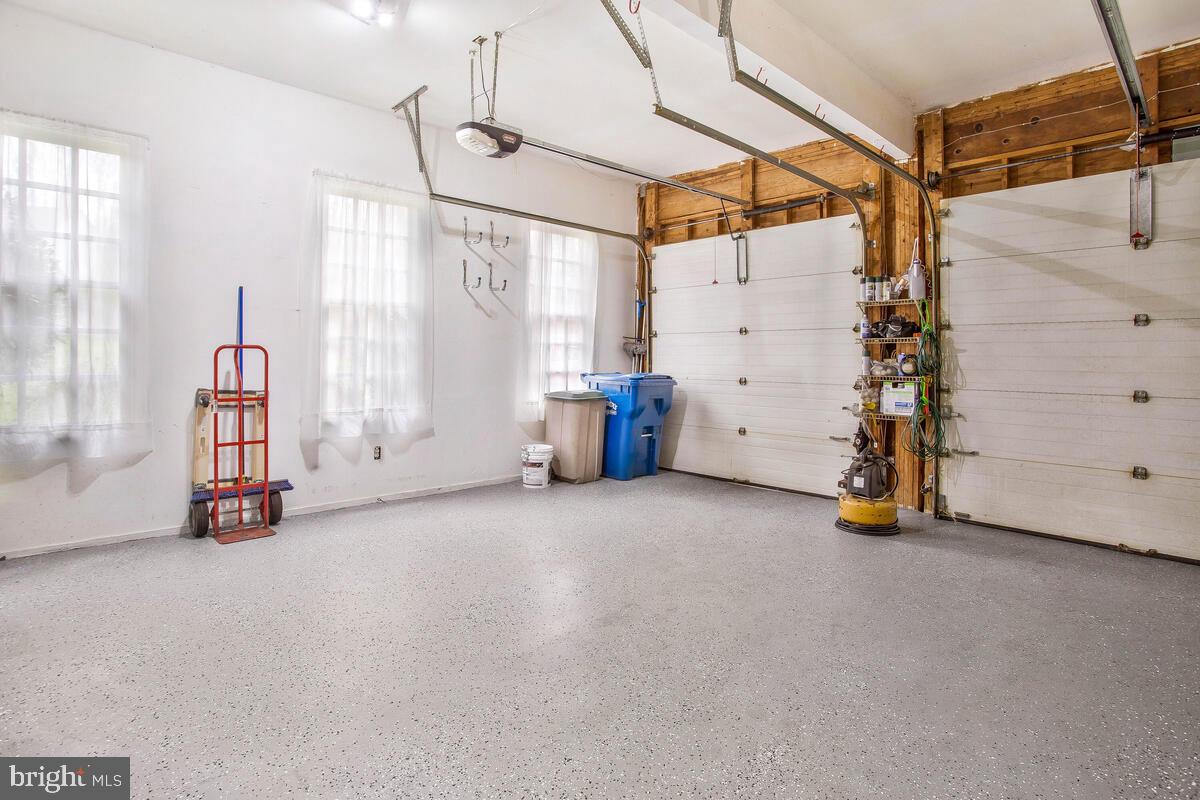 LYONS CREEK HUNDRED - Residential