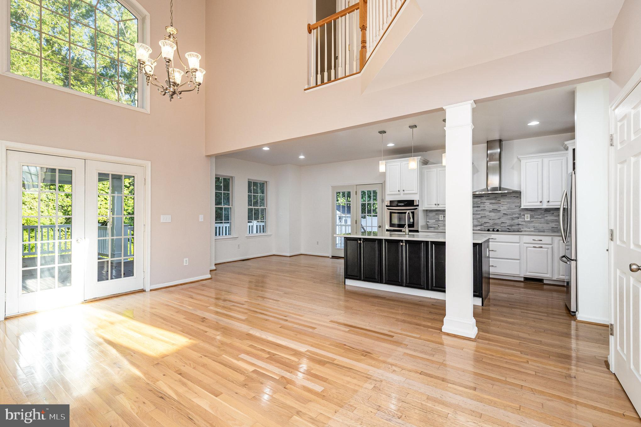 9212 ISLE OF LAURELS