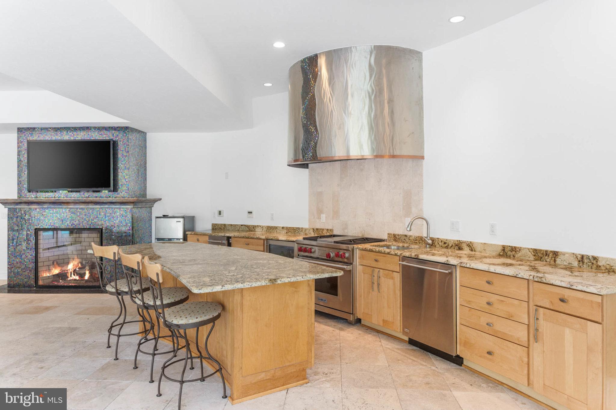 NANTUCKET ON THE SEVERN - Residential