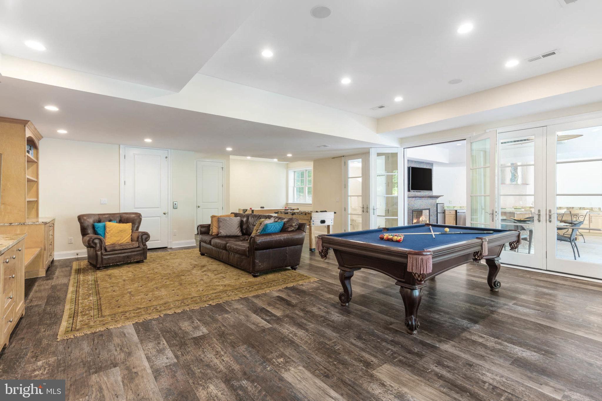 NANTUCKET ON THE SEVERN - Residential