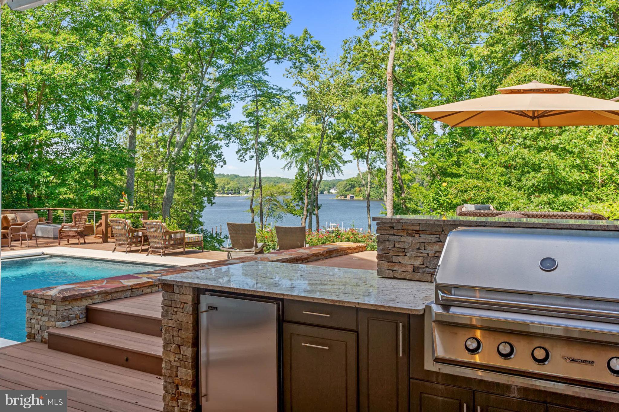 NANTUCKET ON THE SEVERN - Residential