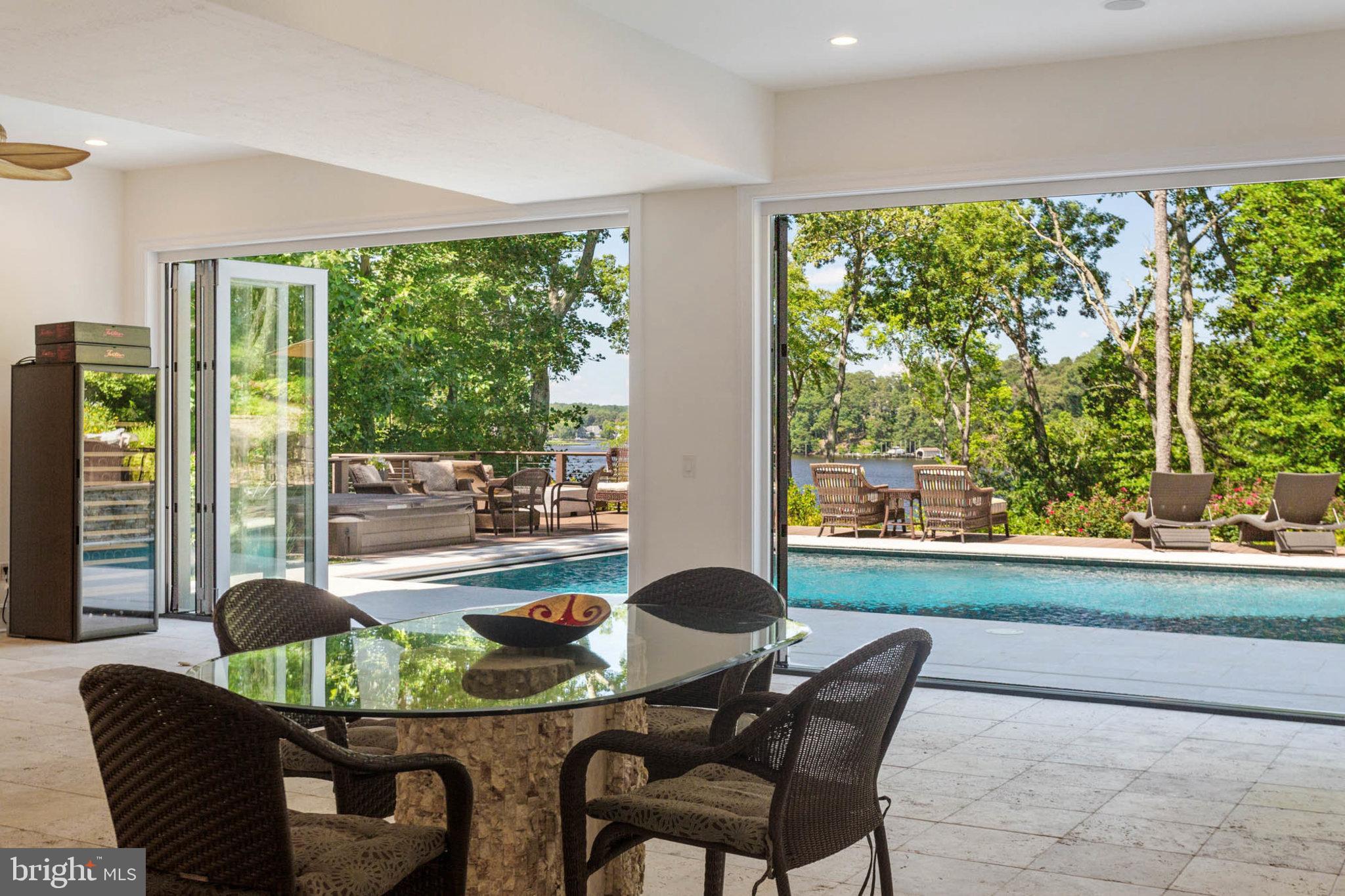 NANTUCKET ON THE SEVERN - Residential