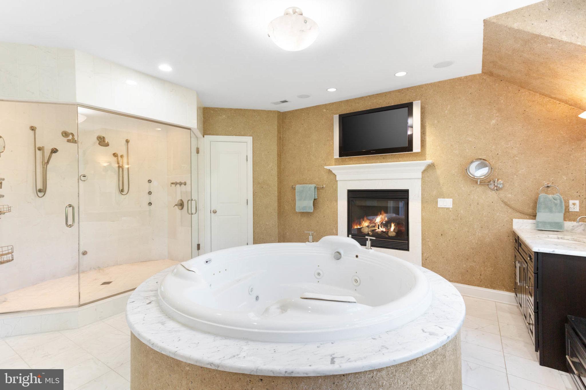 NANTUCKET ON THE SEVERN - Residential