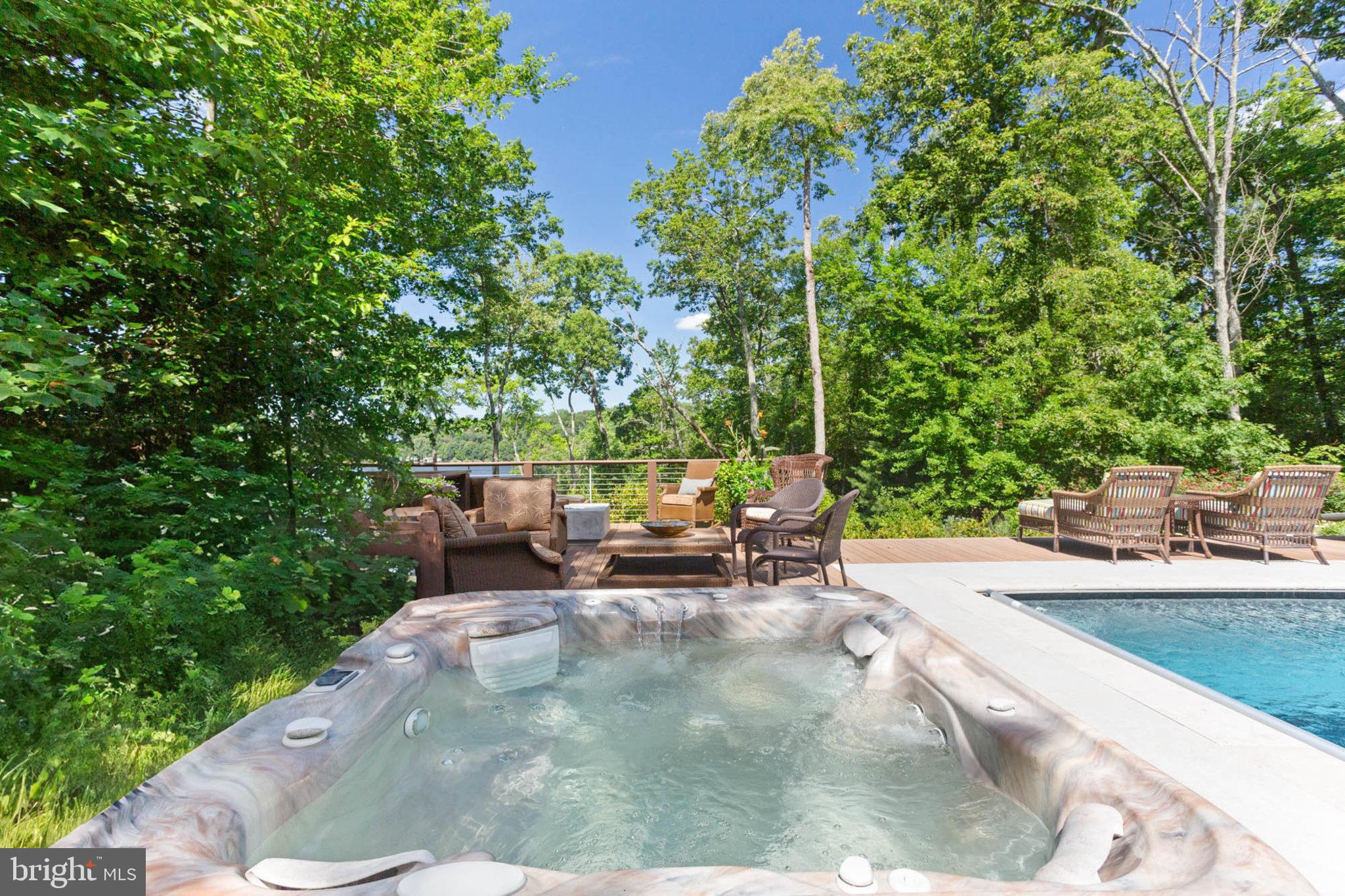 NANTUCKET ON THE SEVERN - Residential