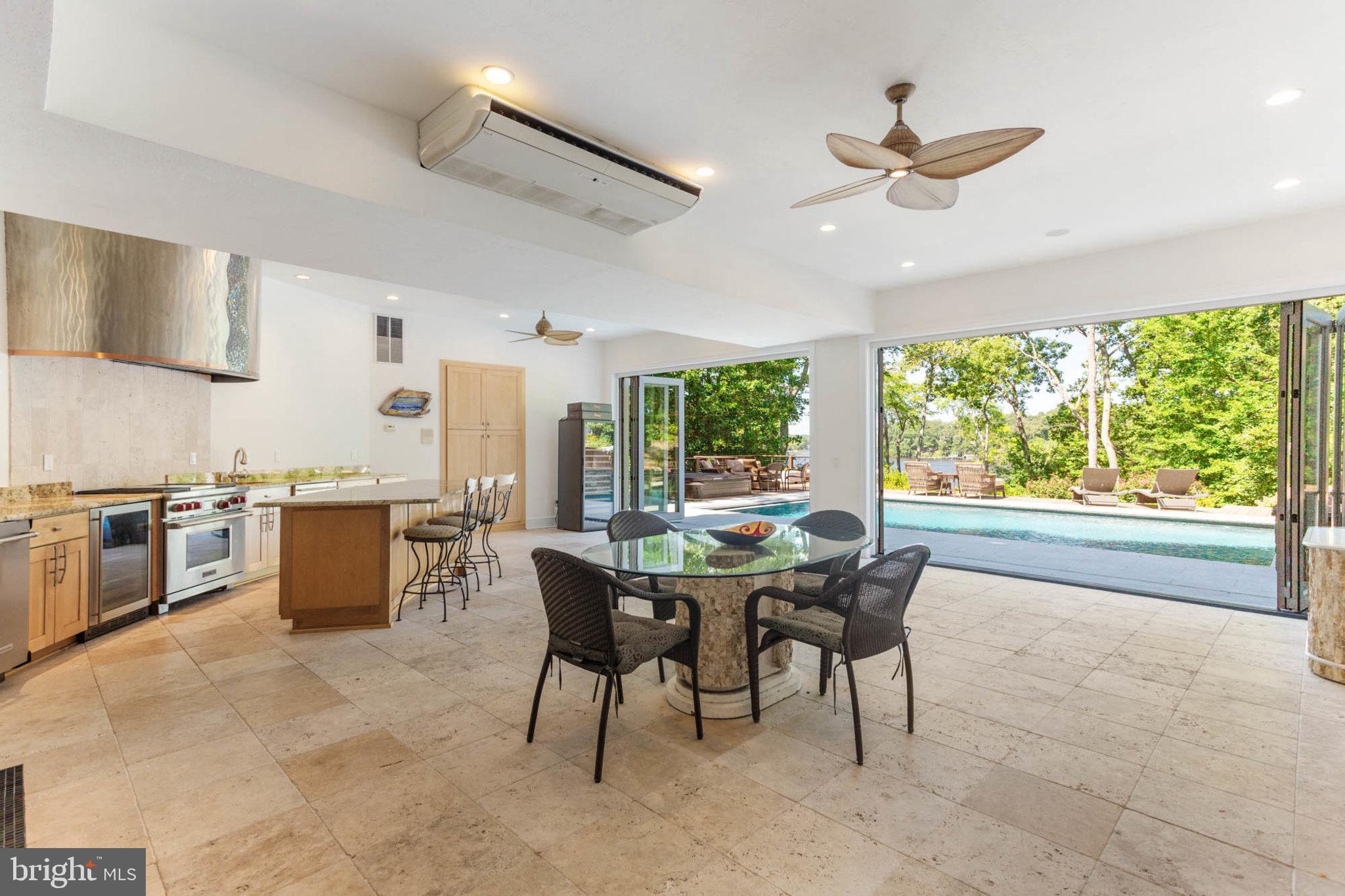 NANTUCKET ON THE SEVERN - Residential