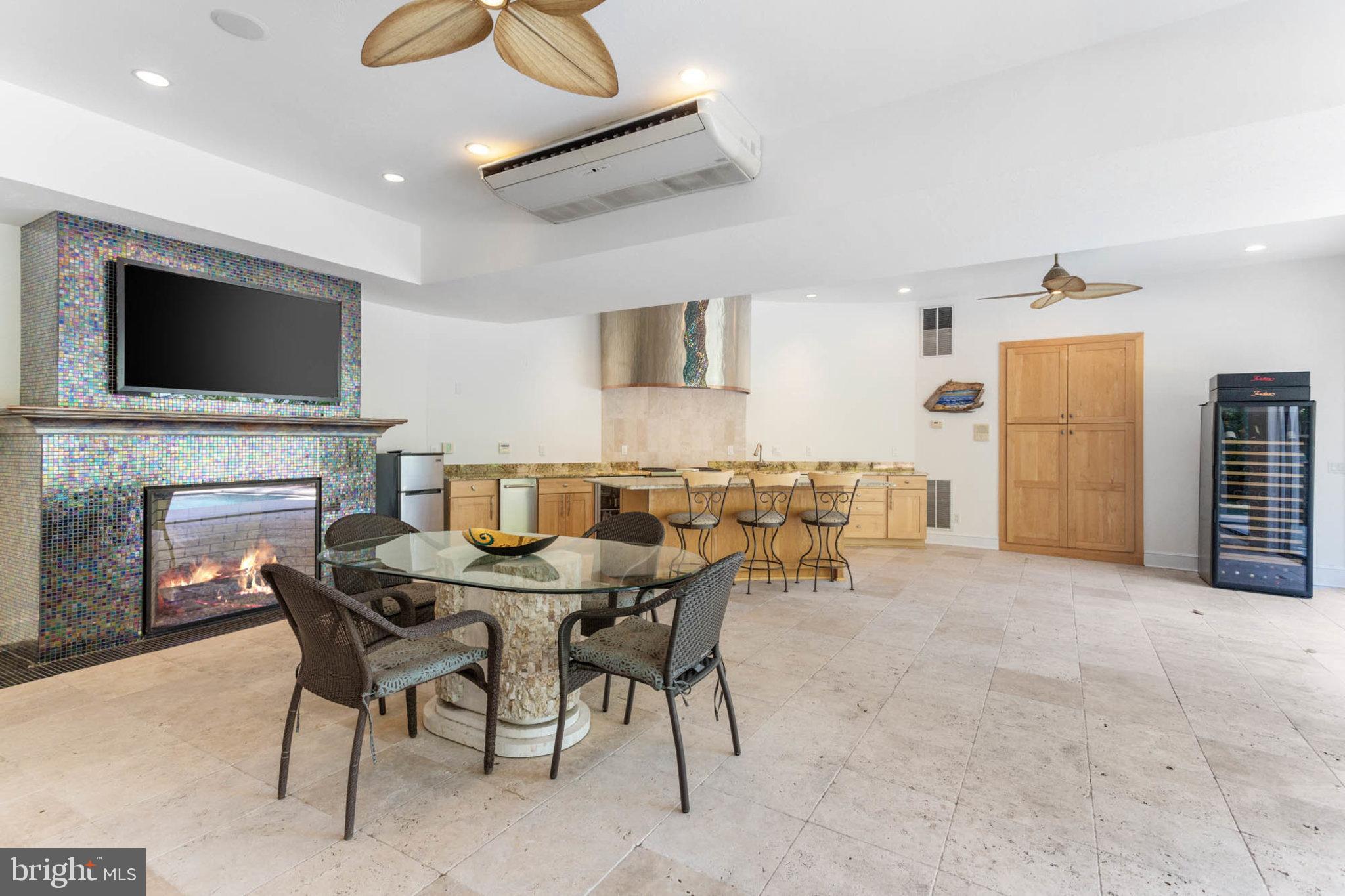 NANTUCKET ON THE SEVERN - Residential