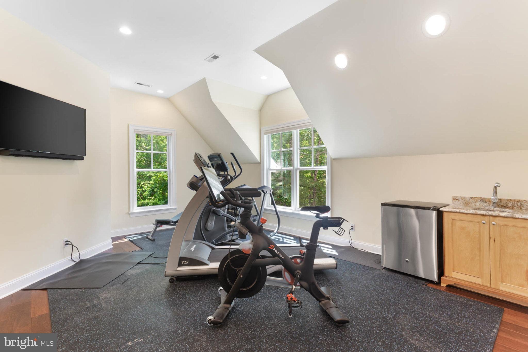 NANTUCKET ON THE SEVERN - Residential