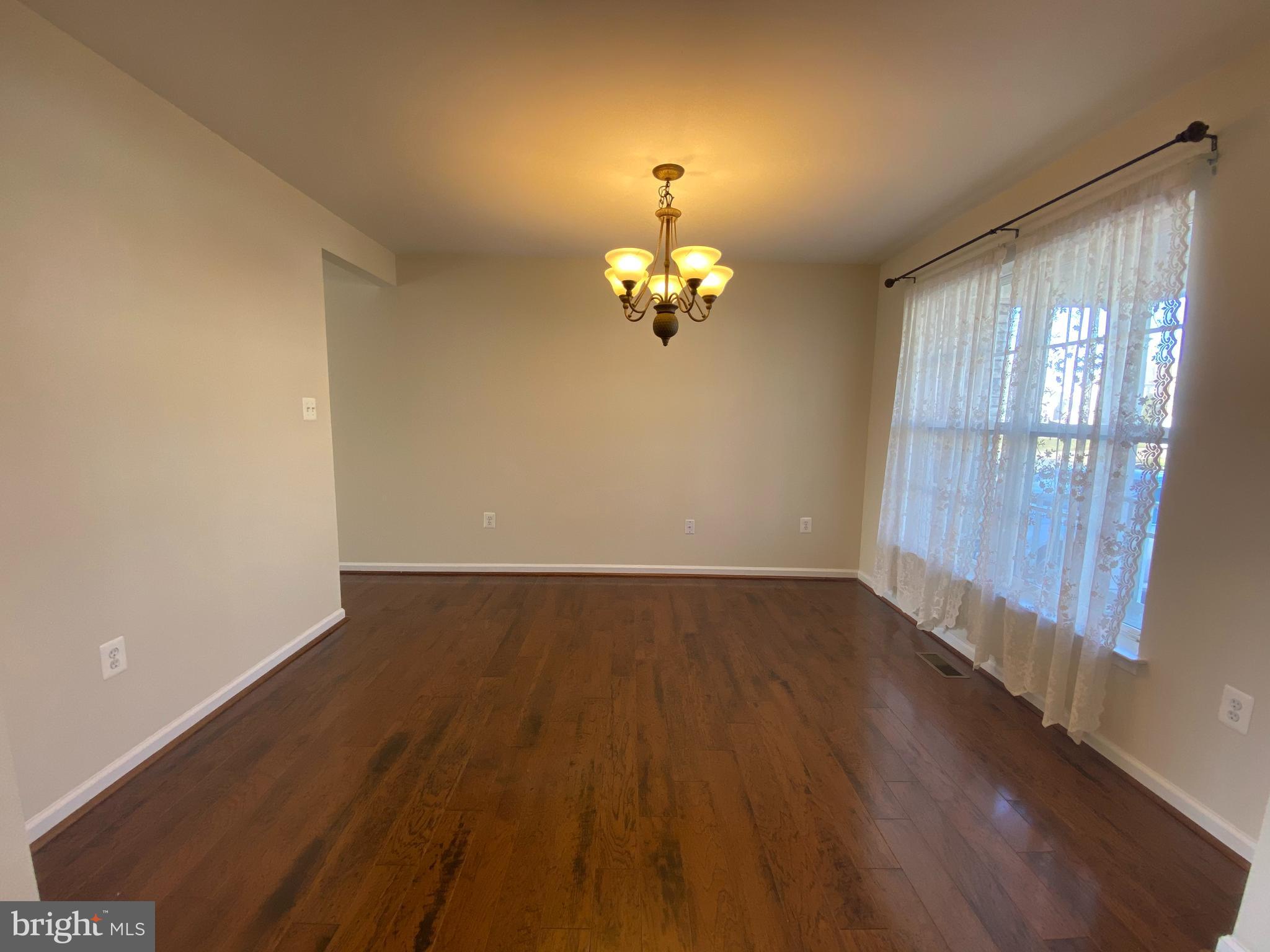 THE FALLS AT LEE'S PARKE - Residential