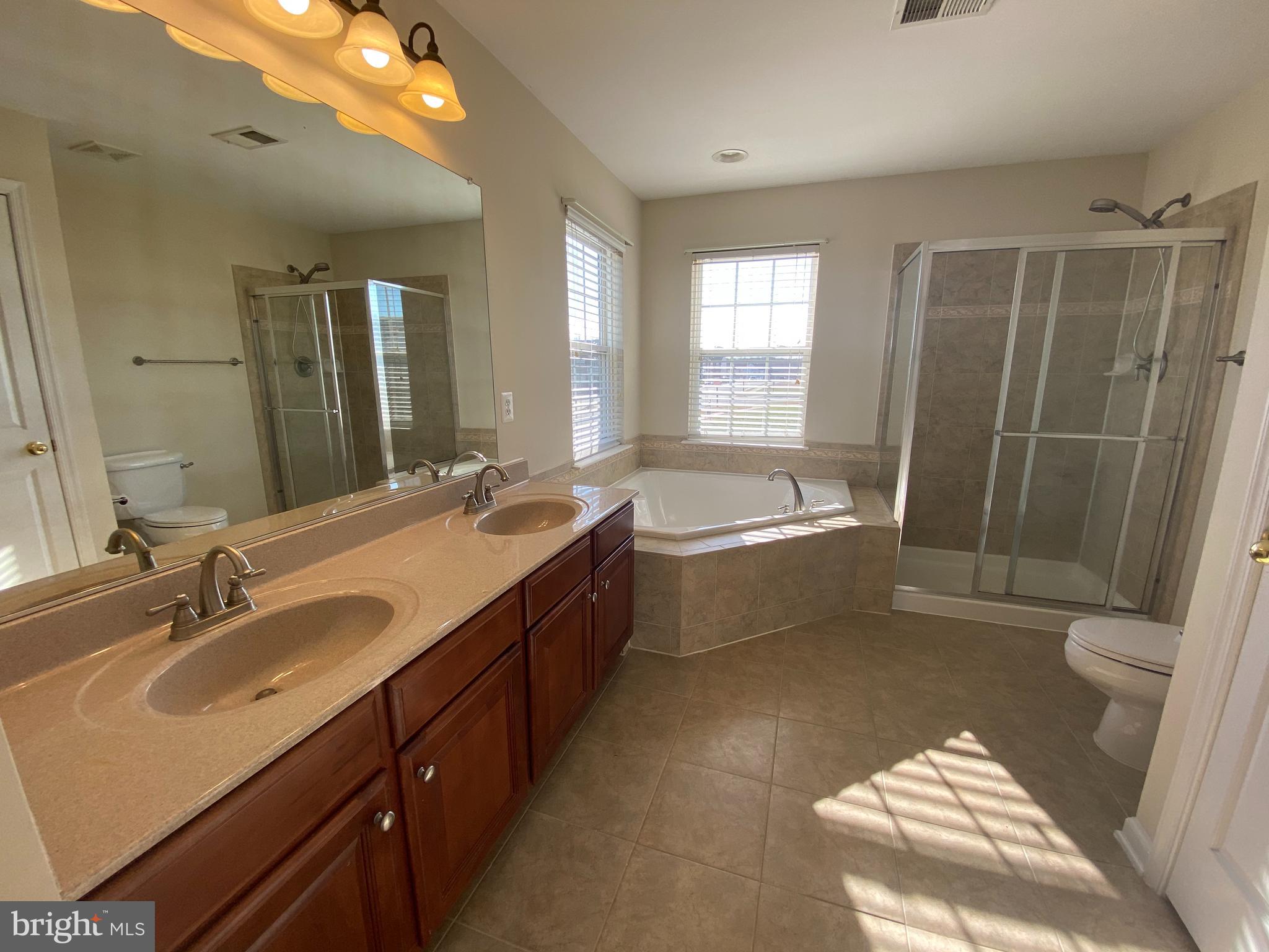 THE FALLS AT LEE'S PARKE - Residential