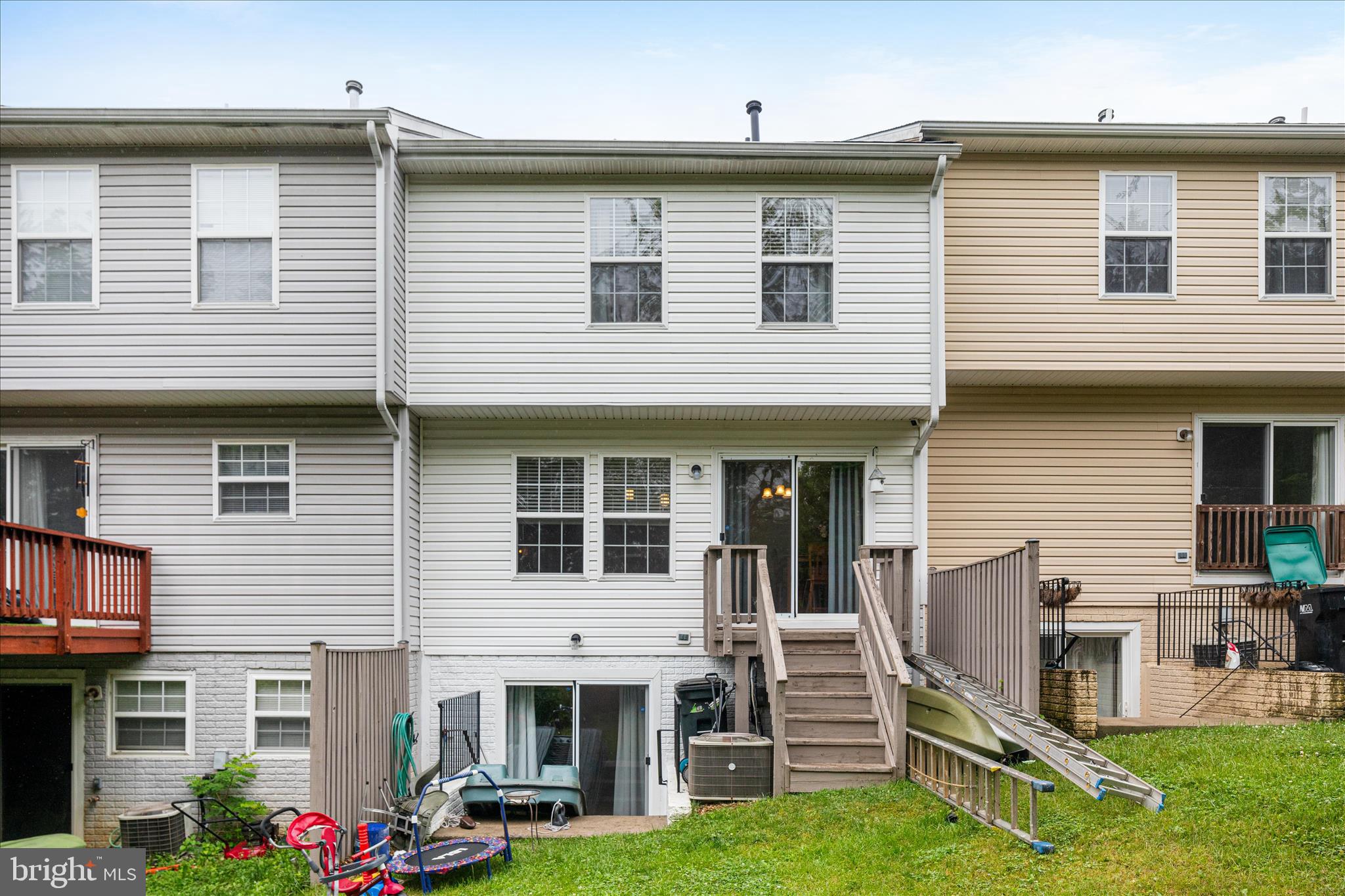 CRYSTAL HILL TOWNHOUSES - Residential