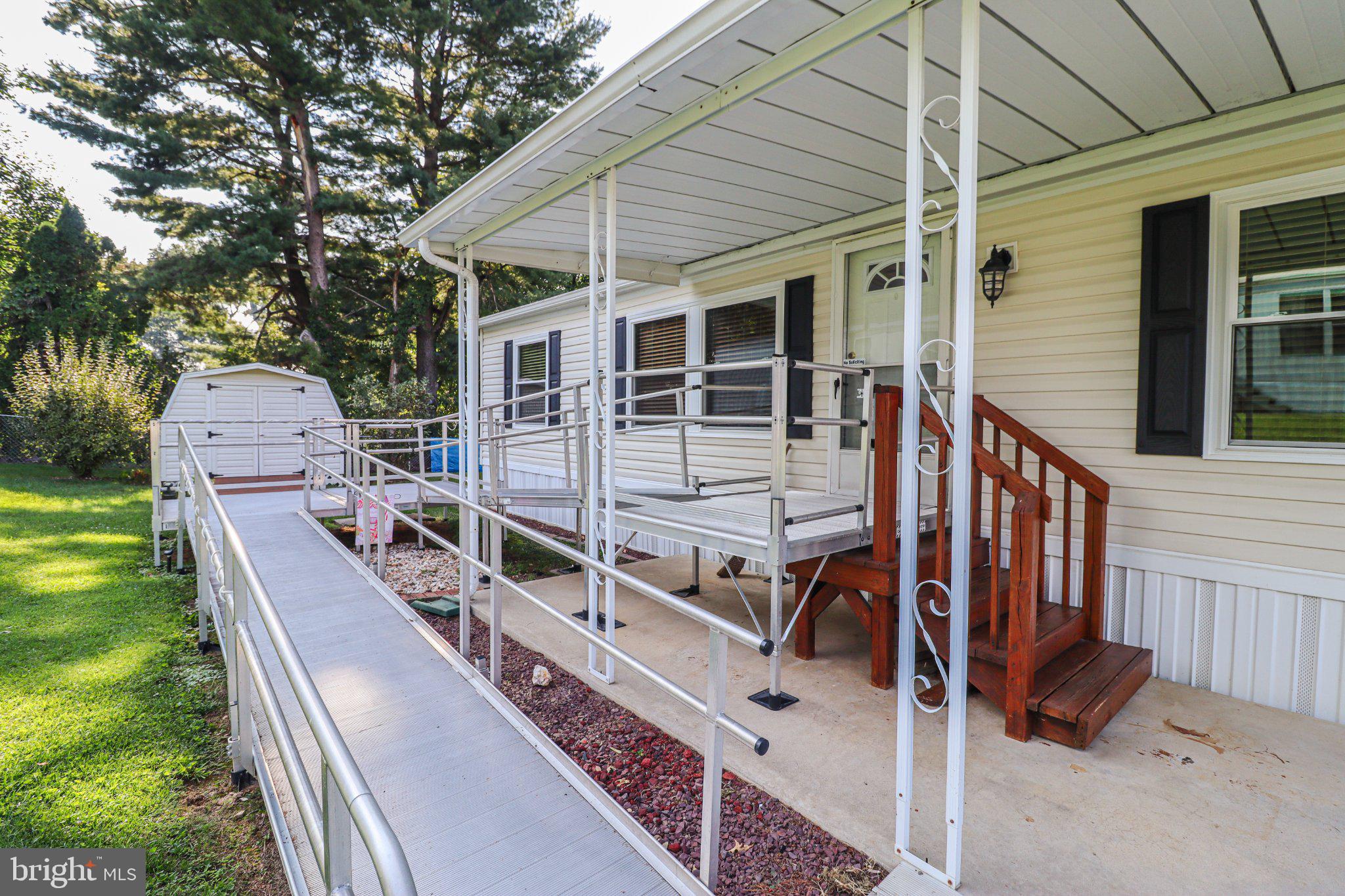 123 WHITE TAIL LANE