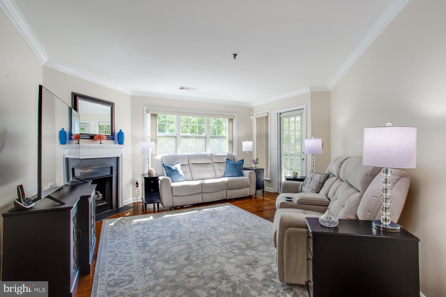 5563 SEMINARY ROAD 406