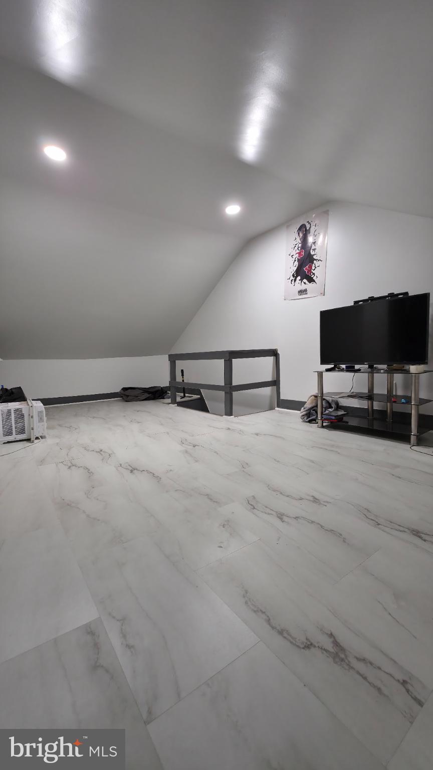 SHENANDOAH VALLEY - Residential