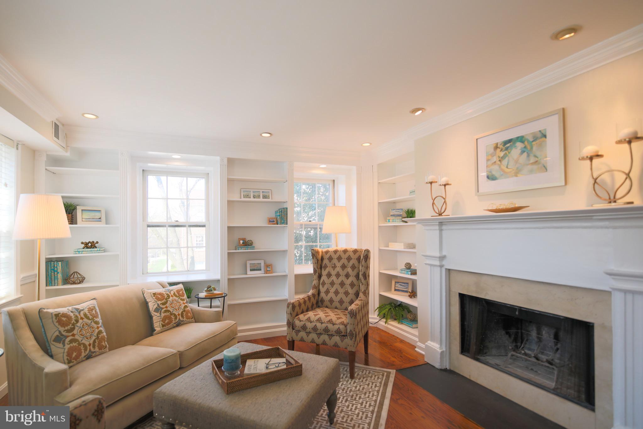 BURGES SQUARE - Residential