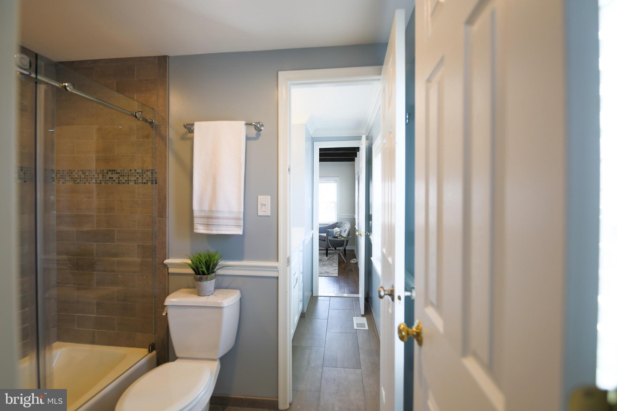 BURGES SQUARE - Residential