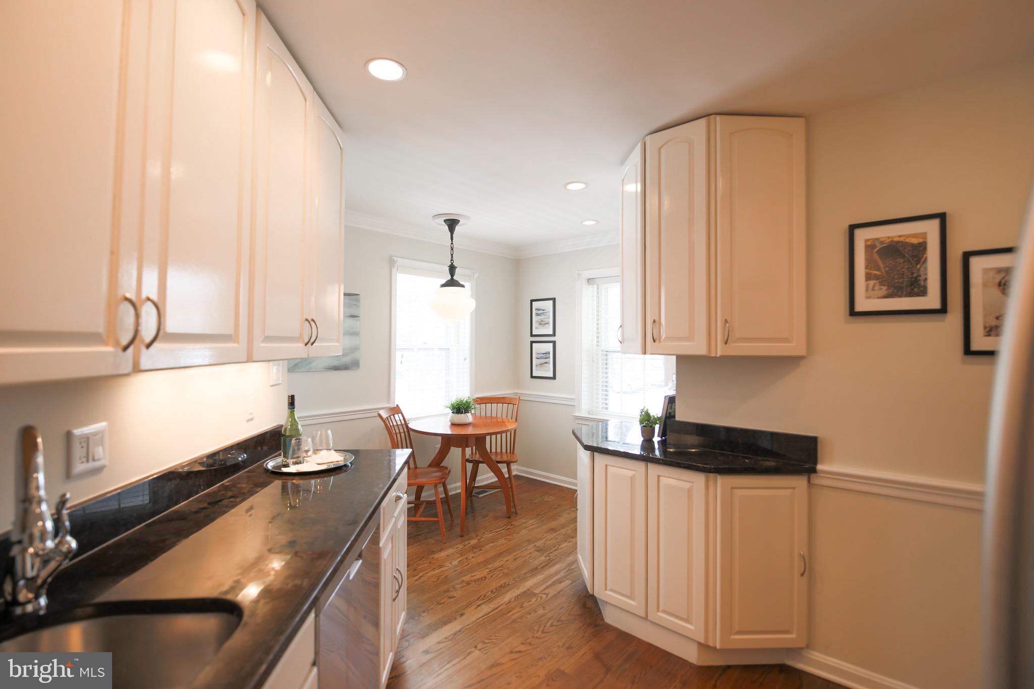 BURGES SQUARE - Residential