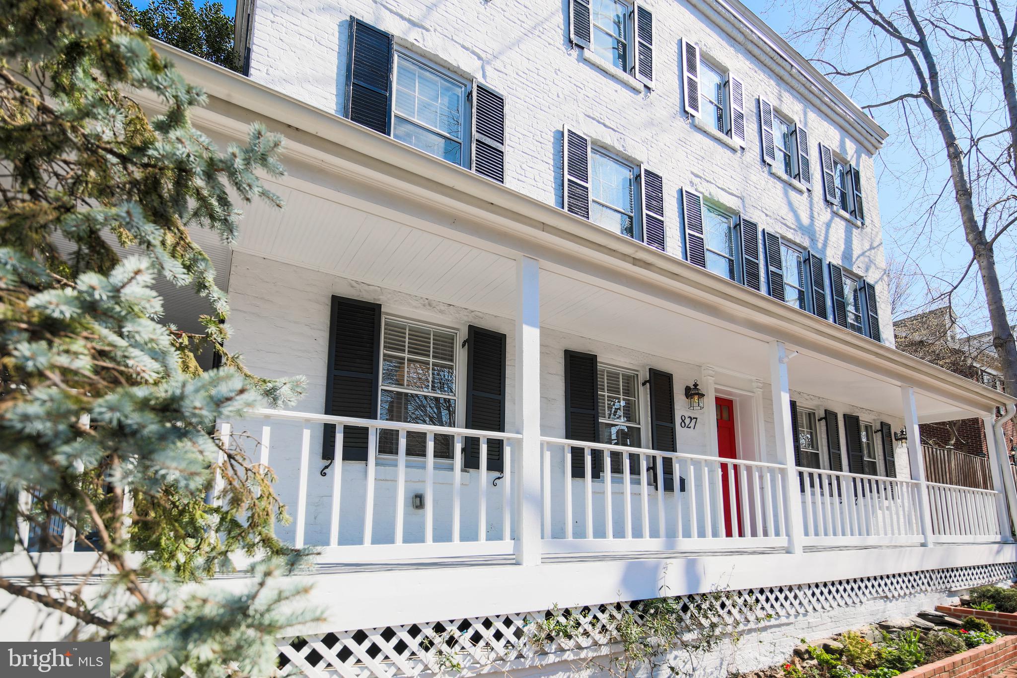 BURGES SQUARE - Residential