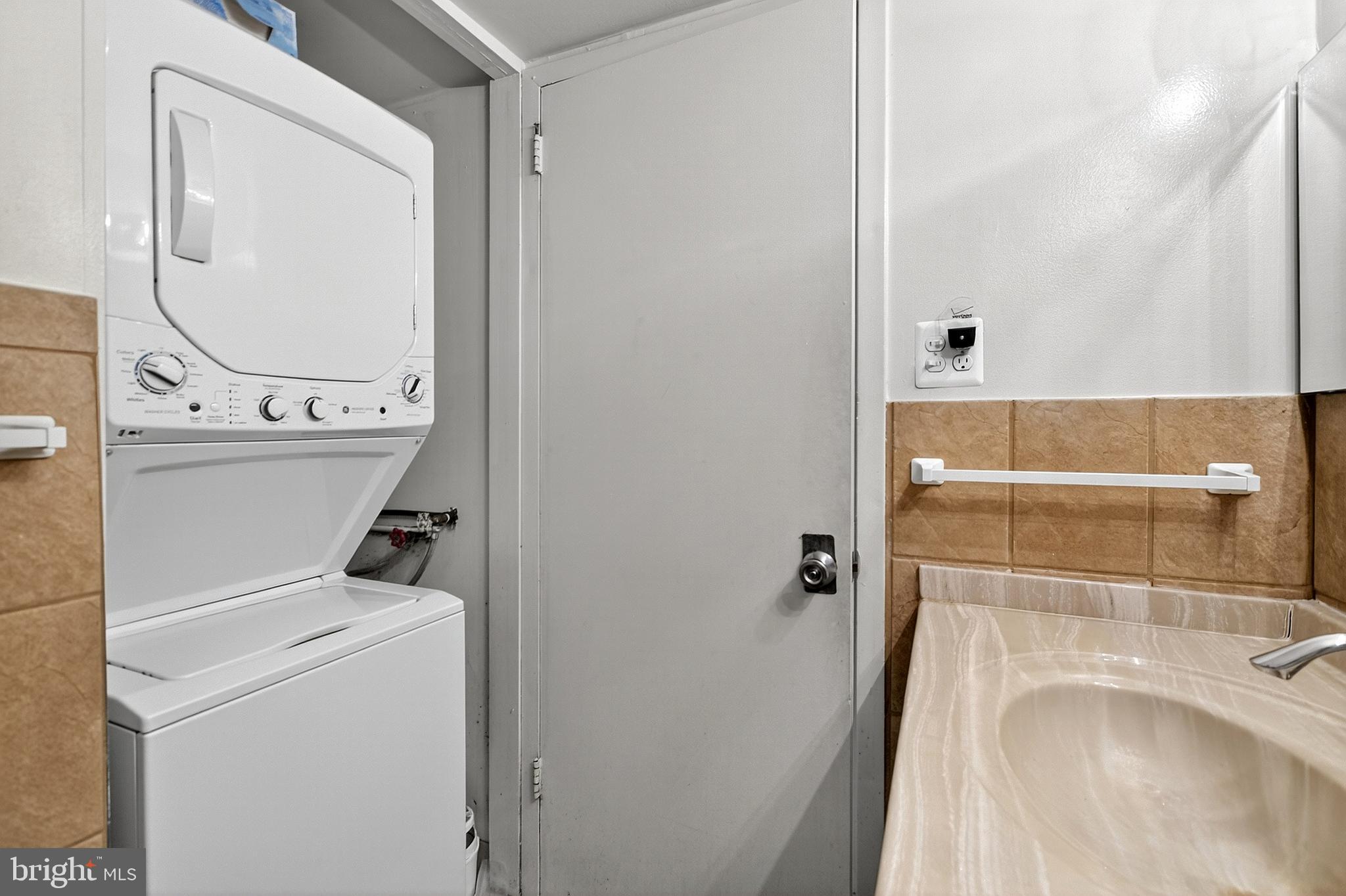 WYNNEFIELD HEIGHTS - Residential