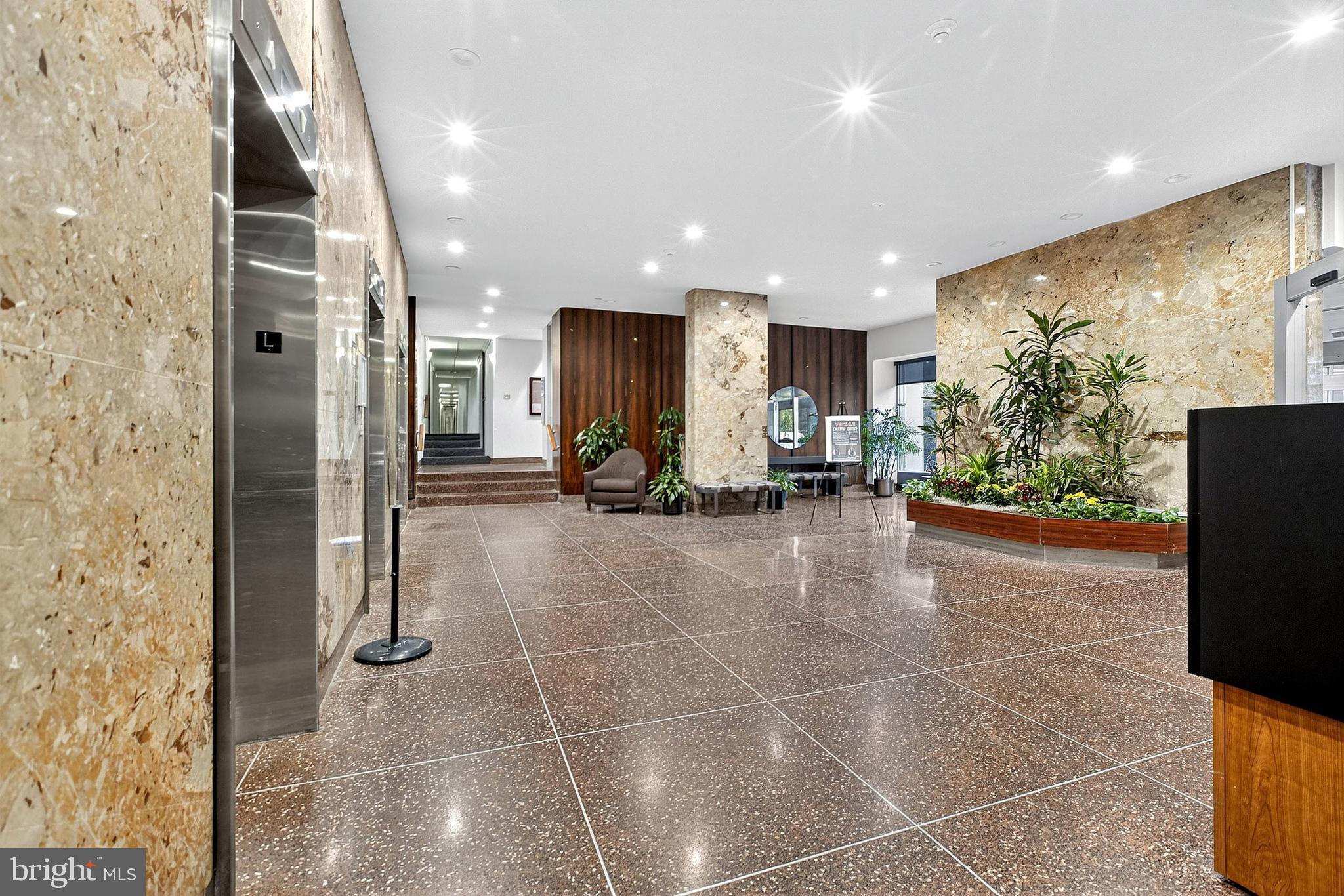 3600 CONSHOHOCKEN AVENUE 706