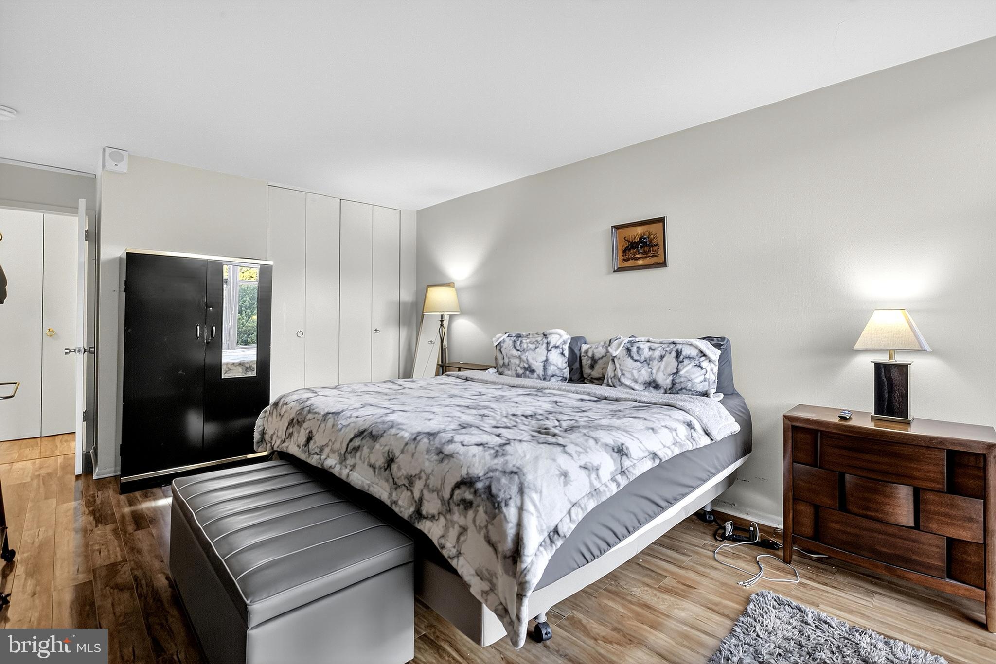 WYNNEFIELD HEIGHTS - Residential