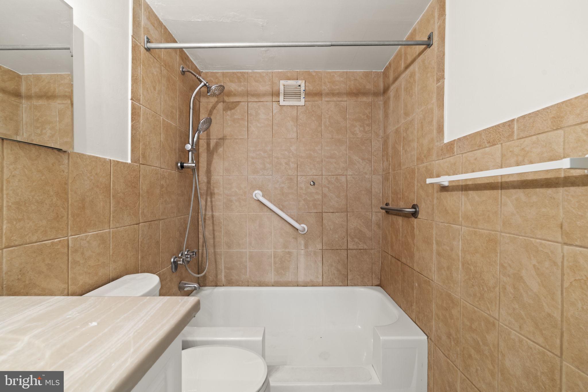 WYNNEFIELD HEIGHTS - Residential