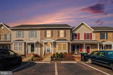 174 FOUNDERS WAY STRASBURG VA 22657