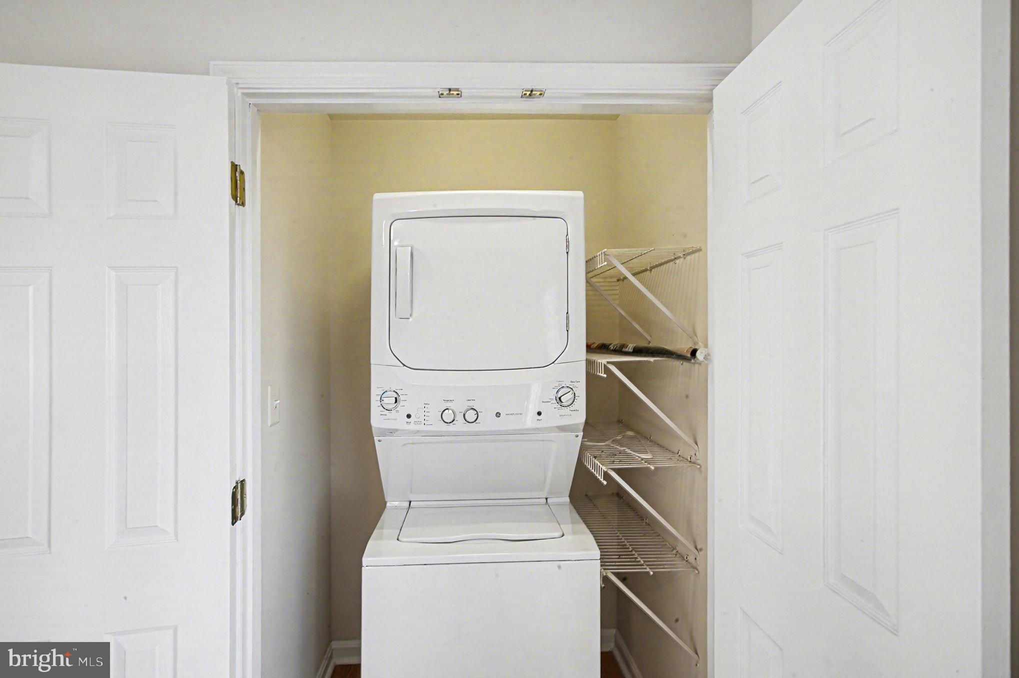 FOUNDERS LANDING - Residential