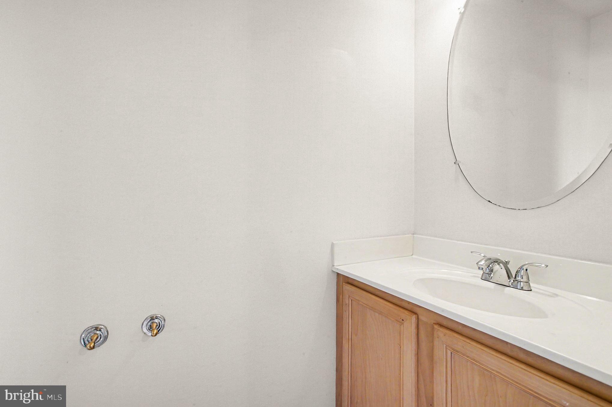 FOUNDERS LANDING - Residential