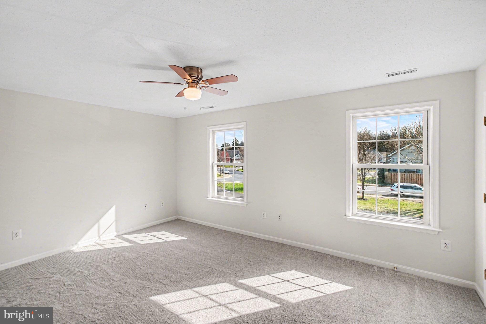 FOUNDERS LANDING - Residential