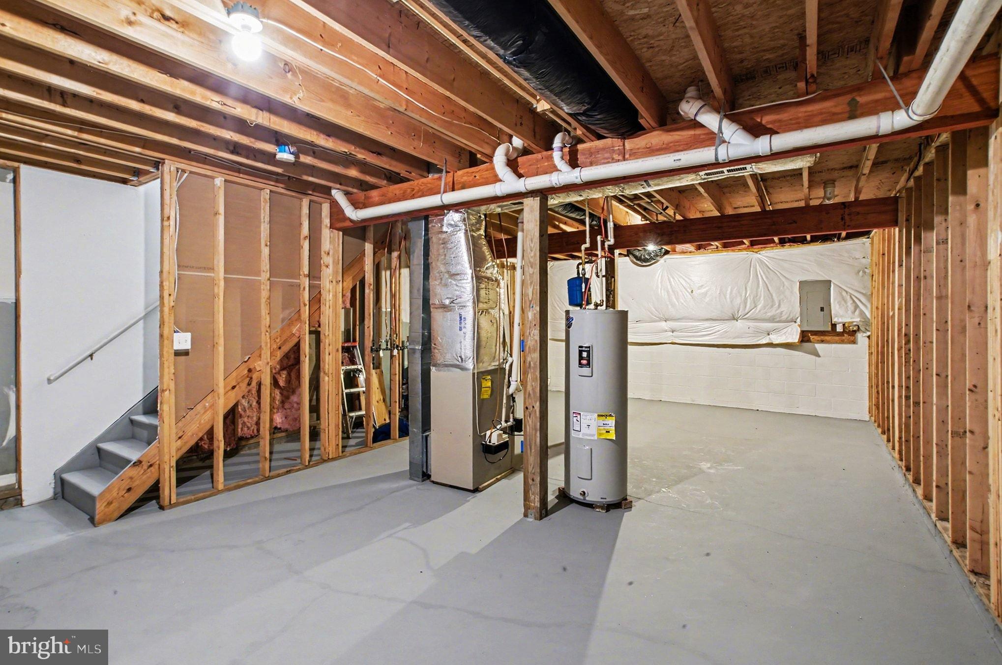 FOUNDERS LANDING - Residential