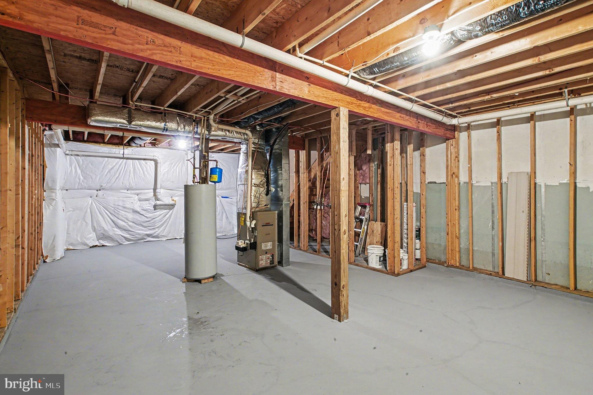 FOUNDERS LANDING - Residential