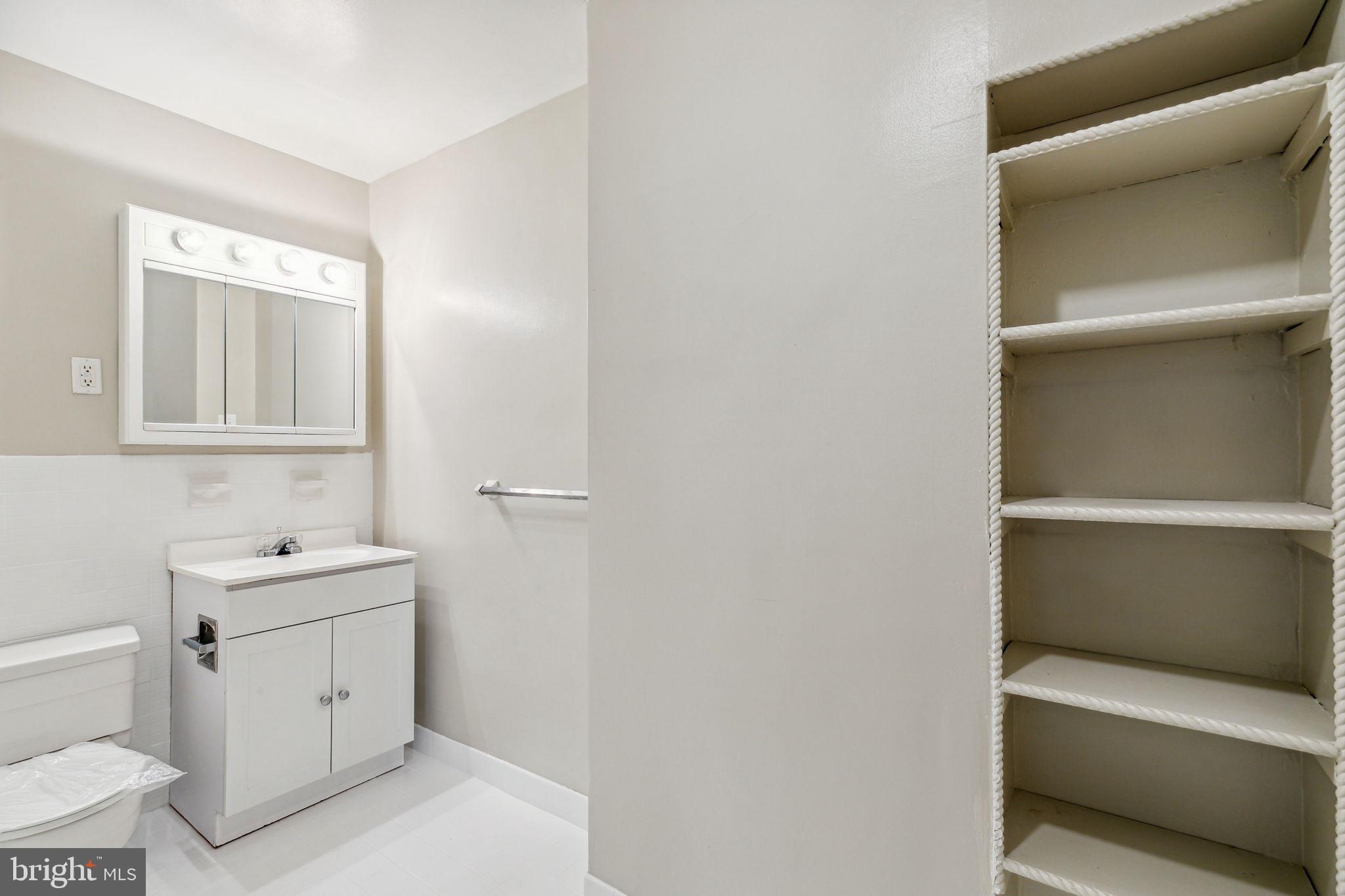 RITTENHOUSE SQUARE - Residential Lease