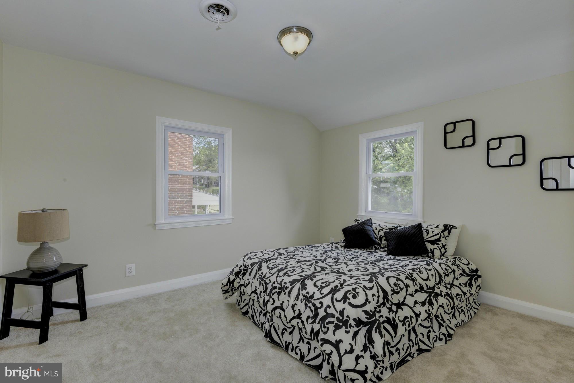 NORTHWOOD - Residential