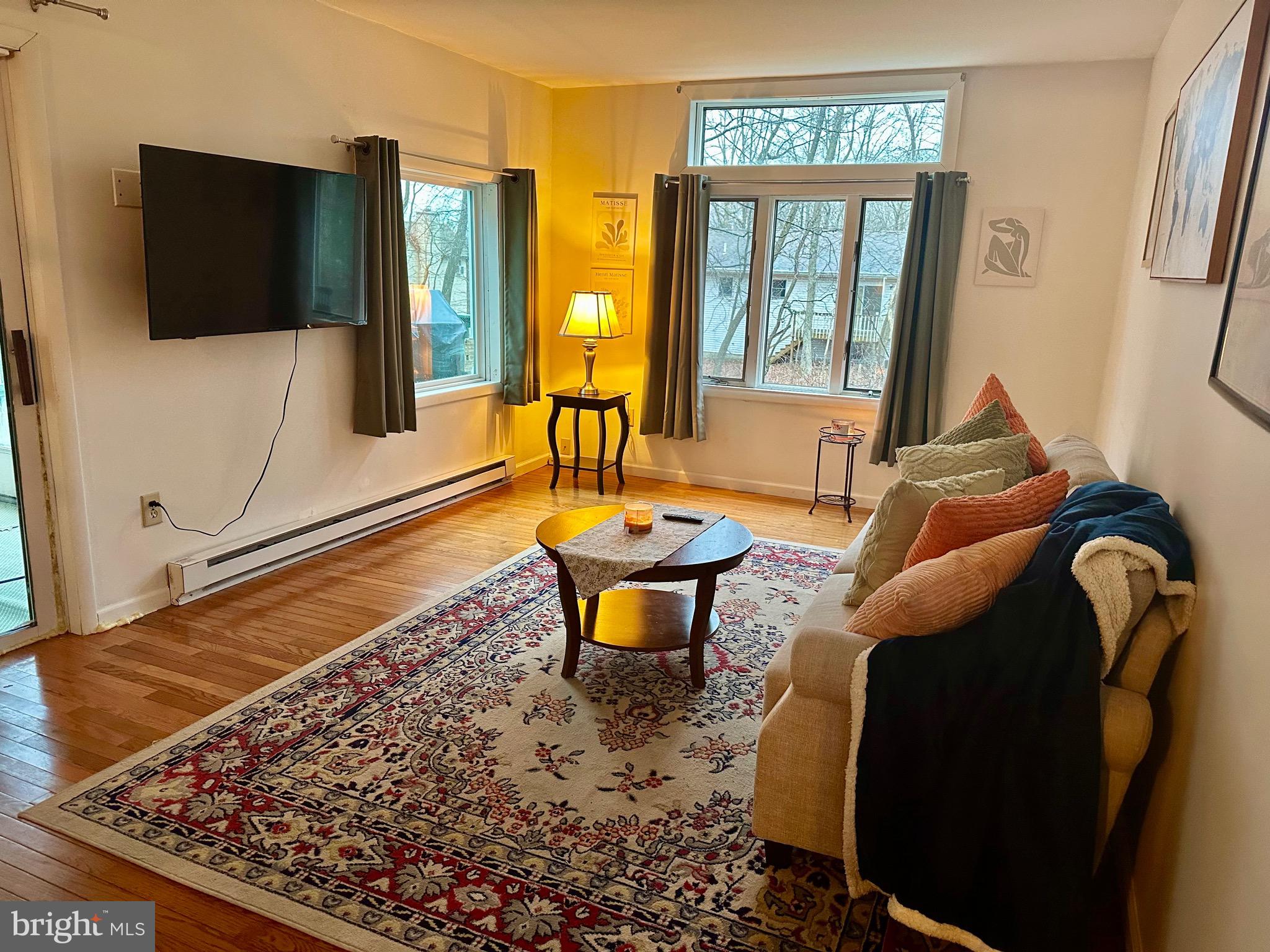 SUMMIT POINTE - Residential