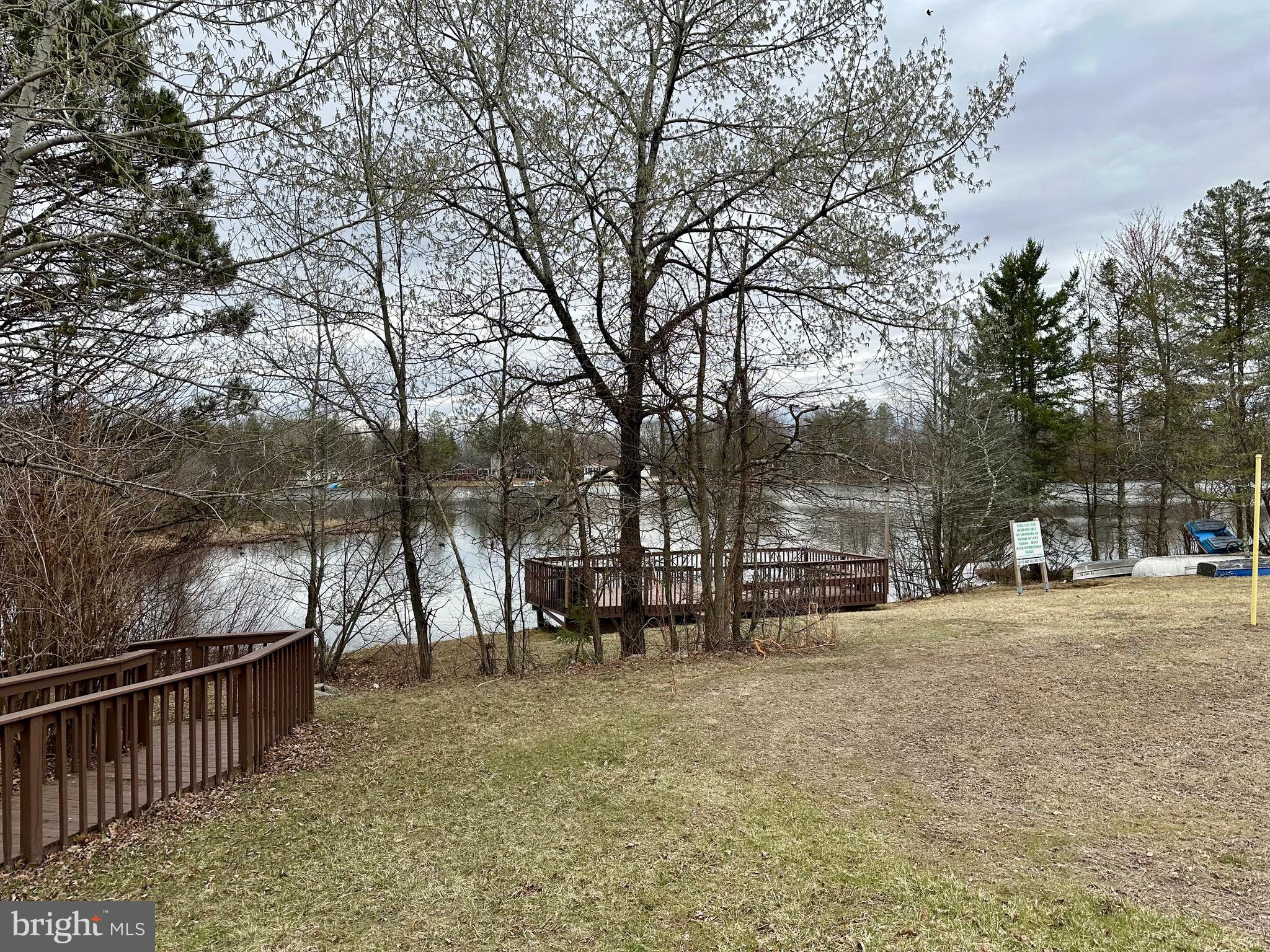 SUMMIT POINTE - Residential