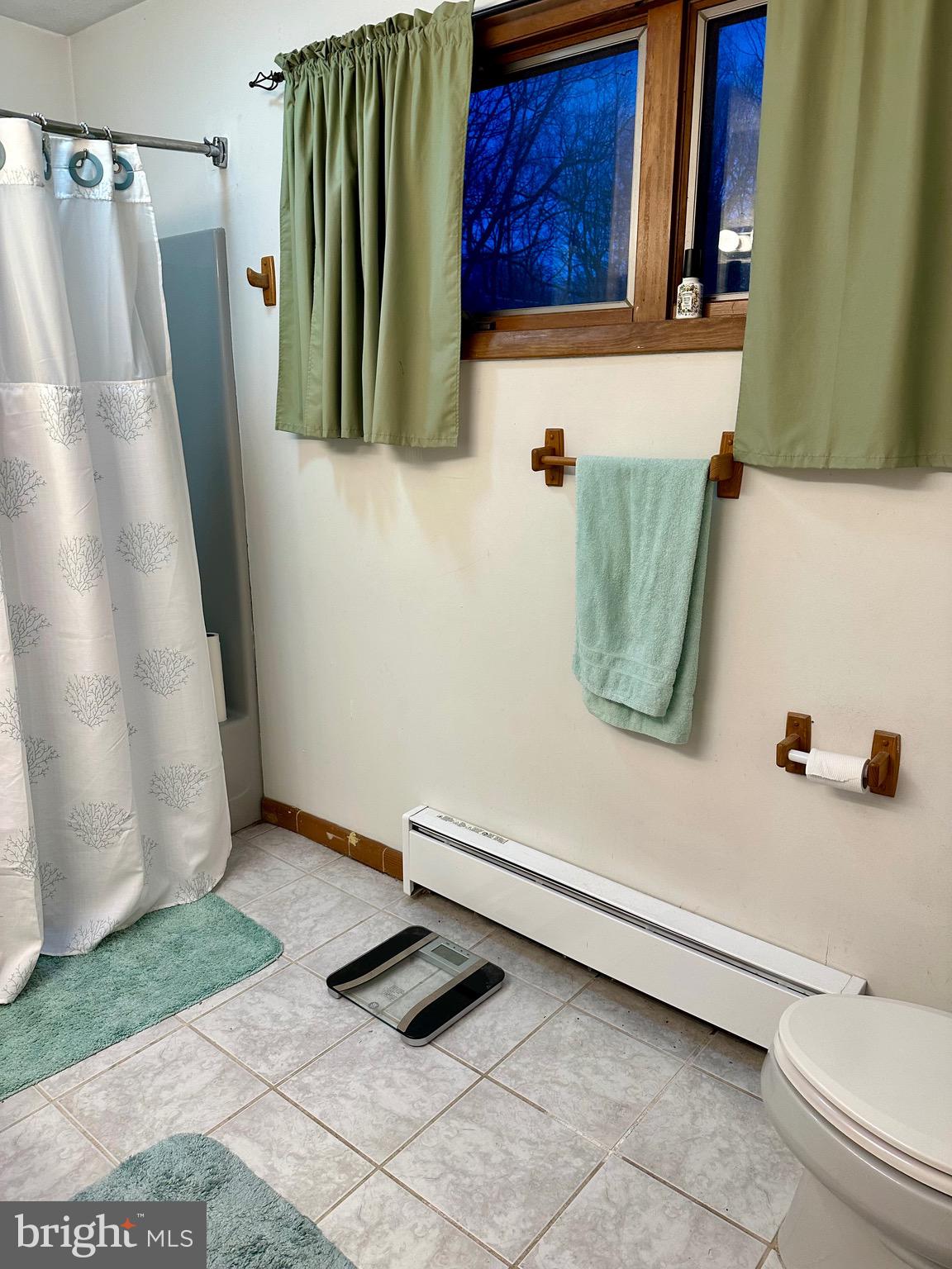 SUMMIT POINTE - Residential