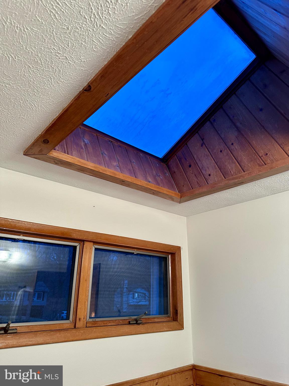 SUMMIT POINTE - Residential