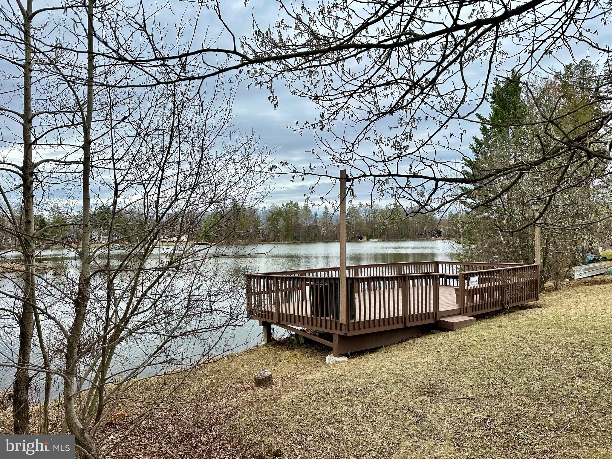 SUMMIT POINTE - Residential