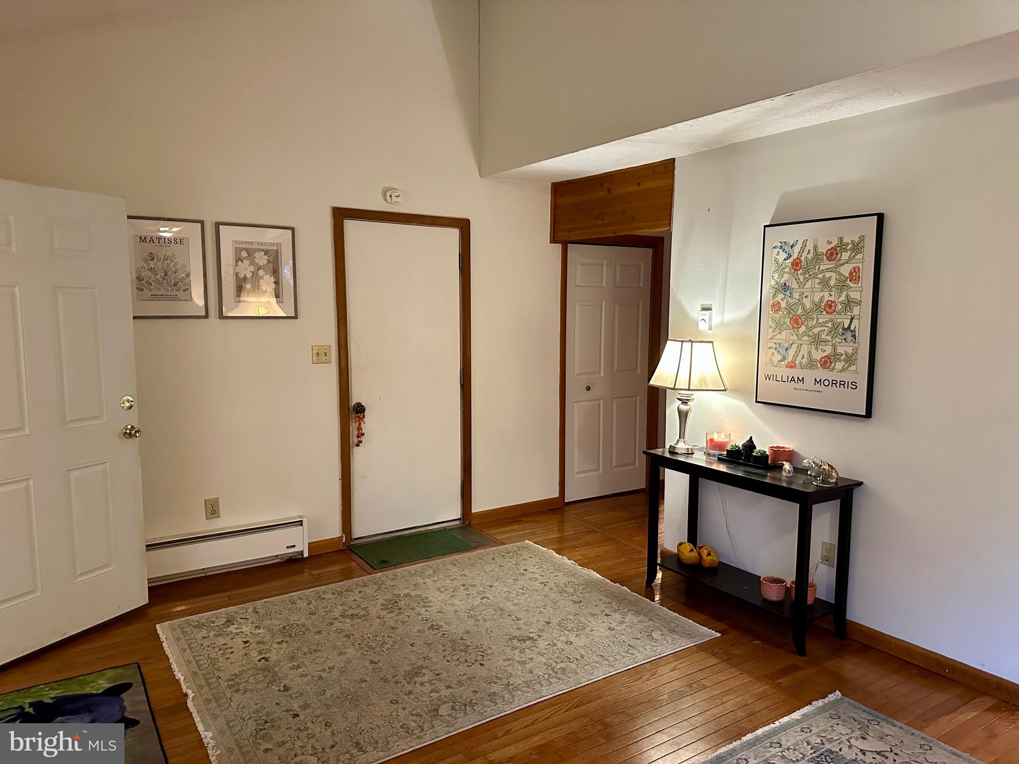 SUMMIT POINTE - Residential