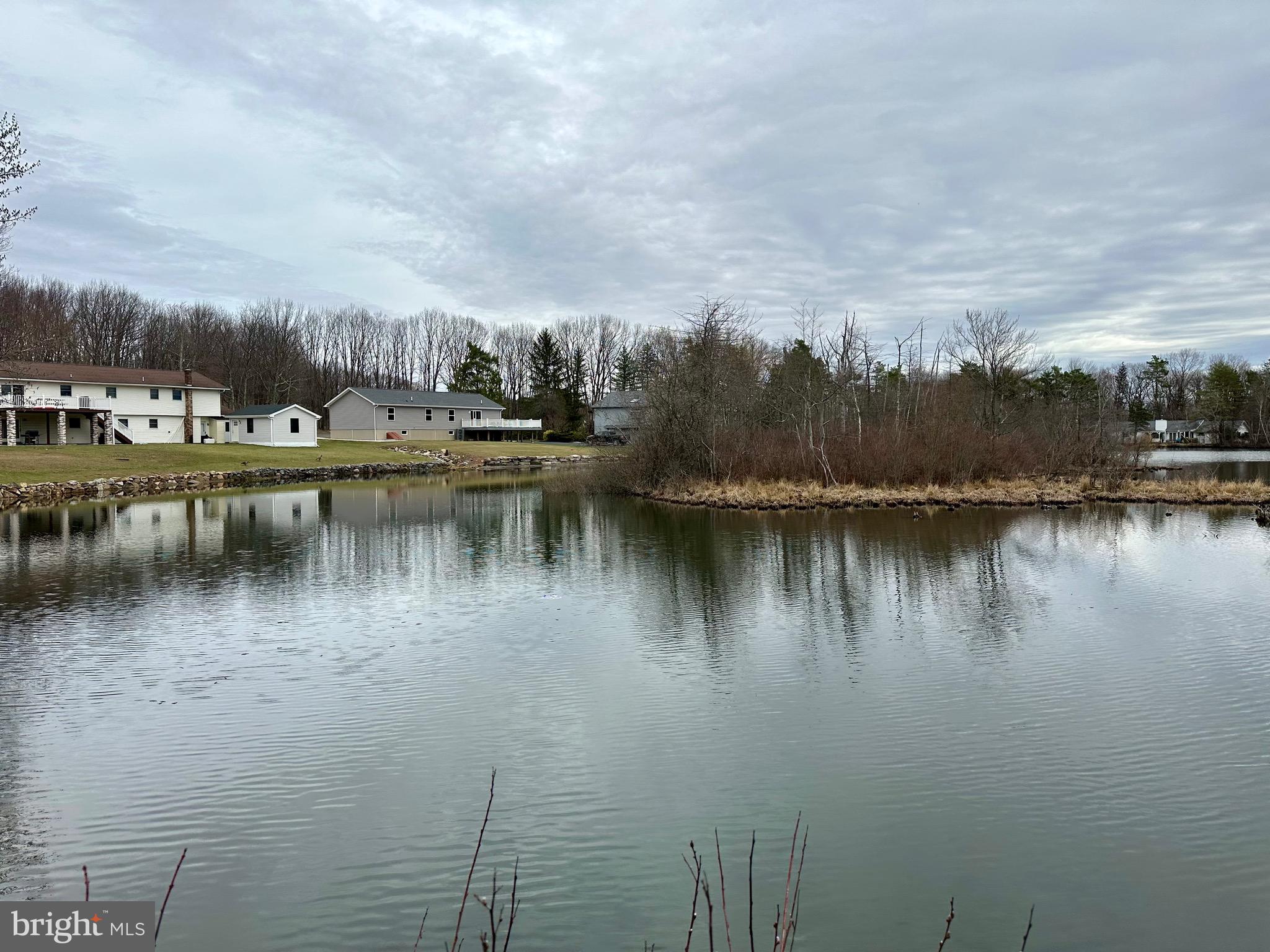 SUMMIT POINTE - Residential