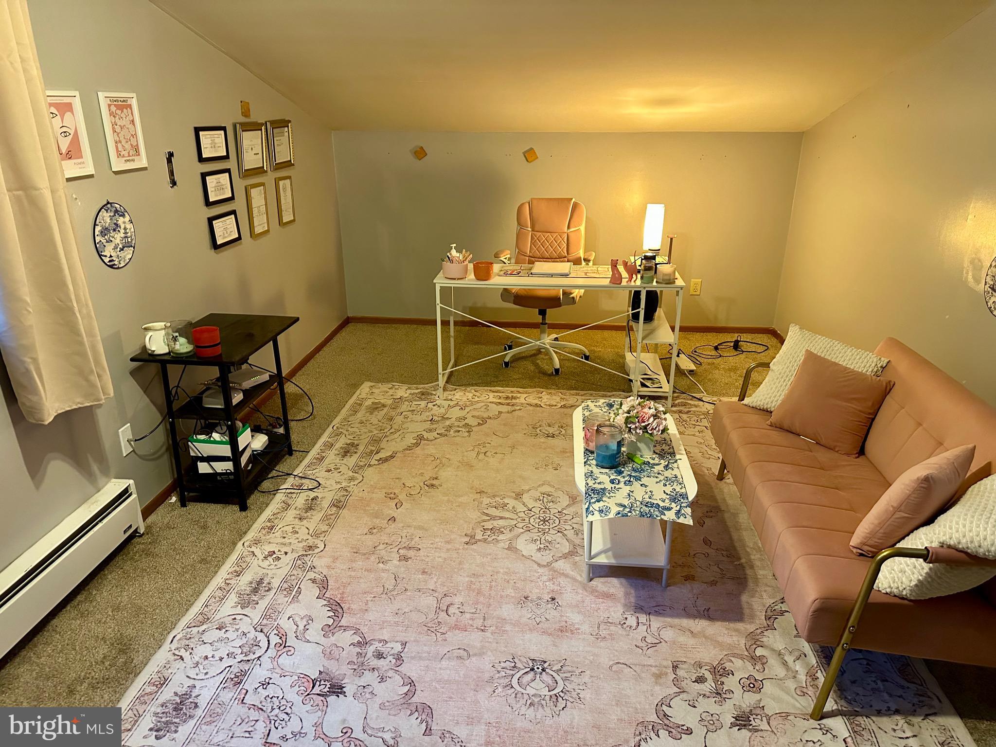 SUMMIT POINTE - Residential