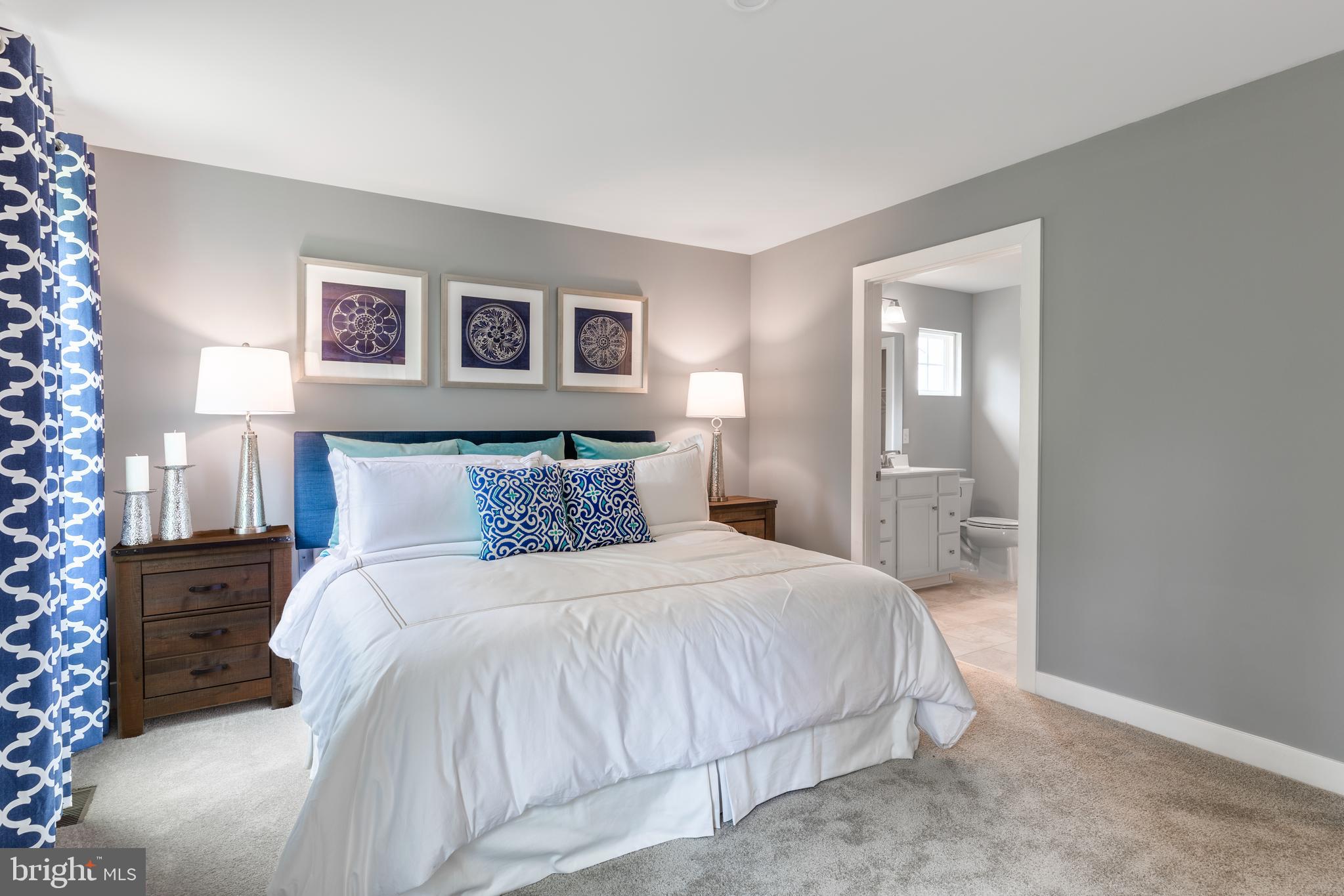 CARDINAL POINTE - Residential