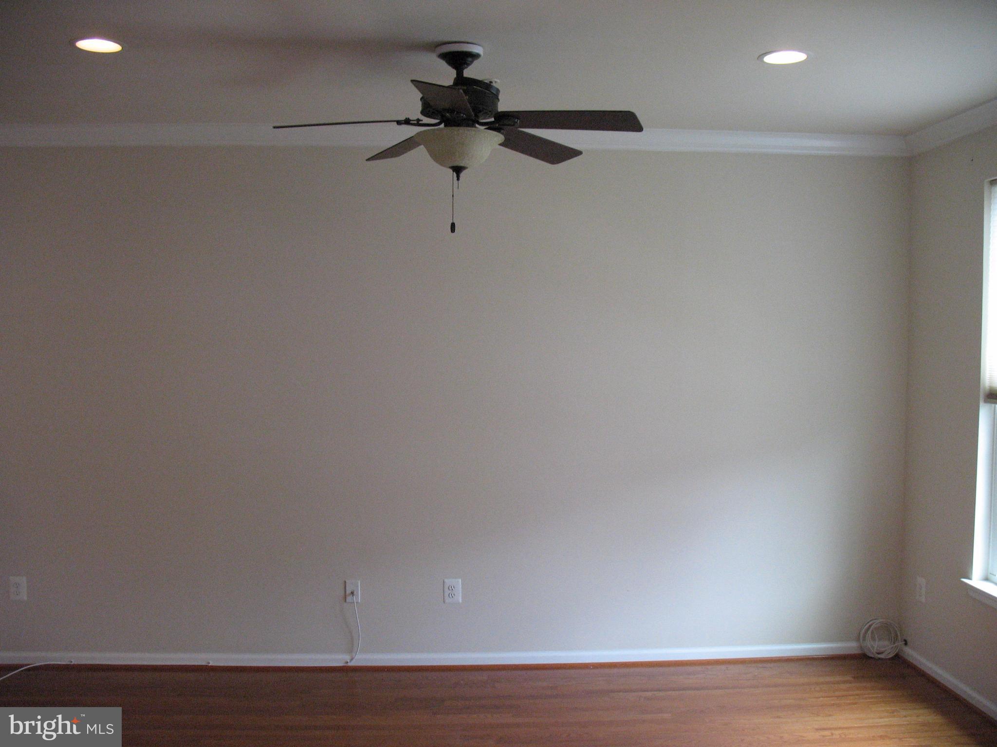 DORCHESTER WOODS - Residential Lease