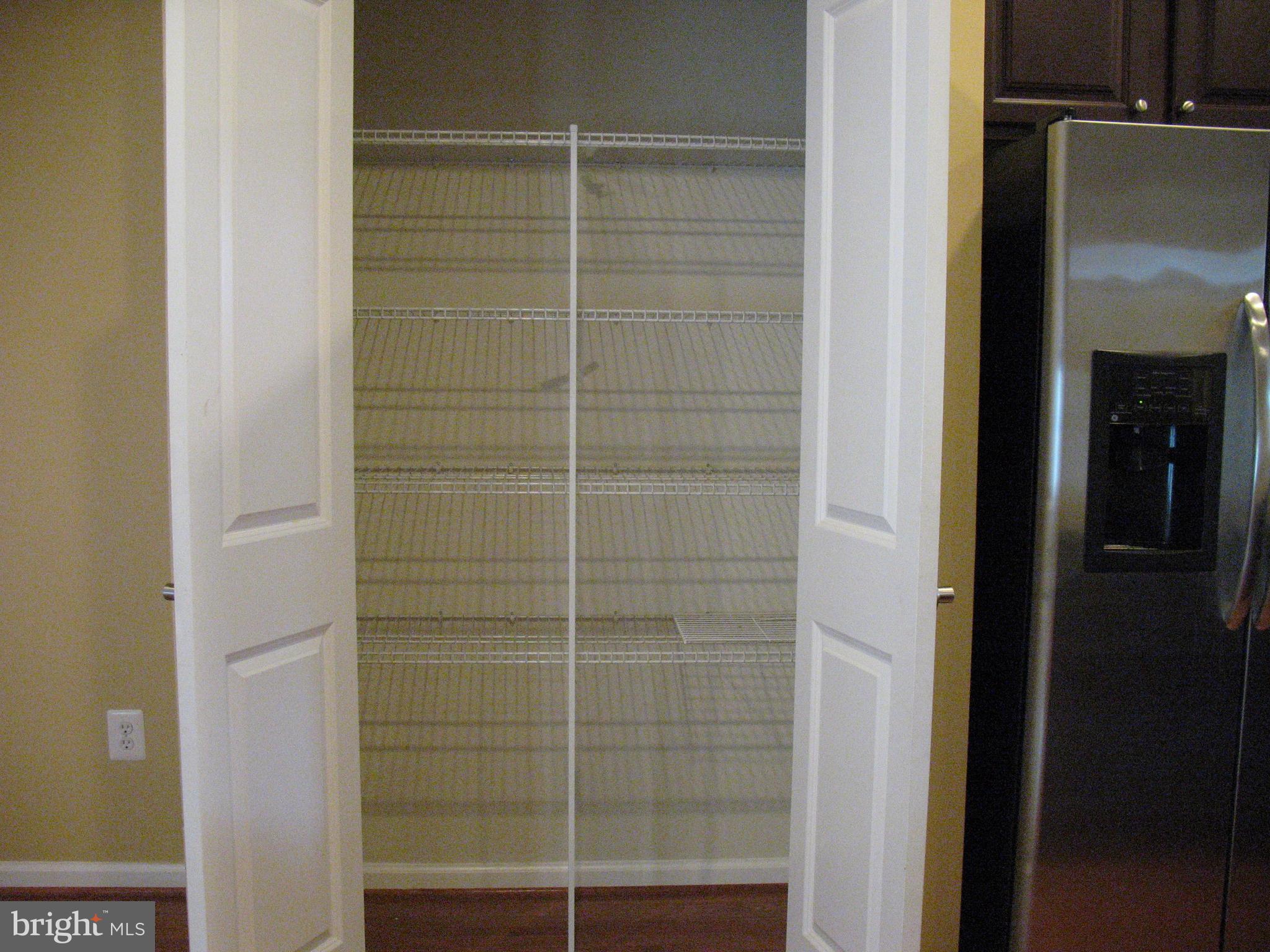 DORCHESTER WOODS - Residential Lease