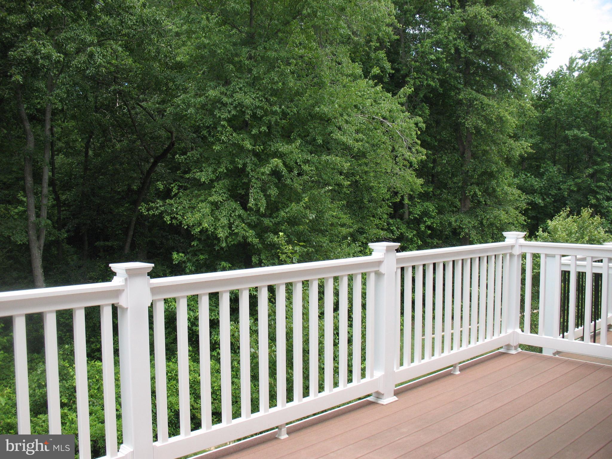 DORCHESTER WOODS - Residential Lease