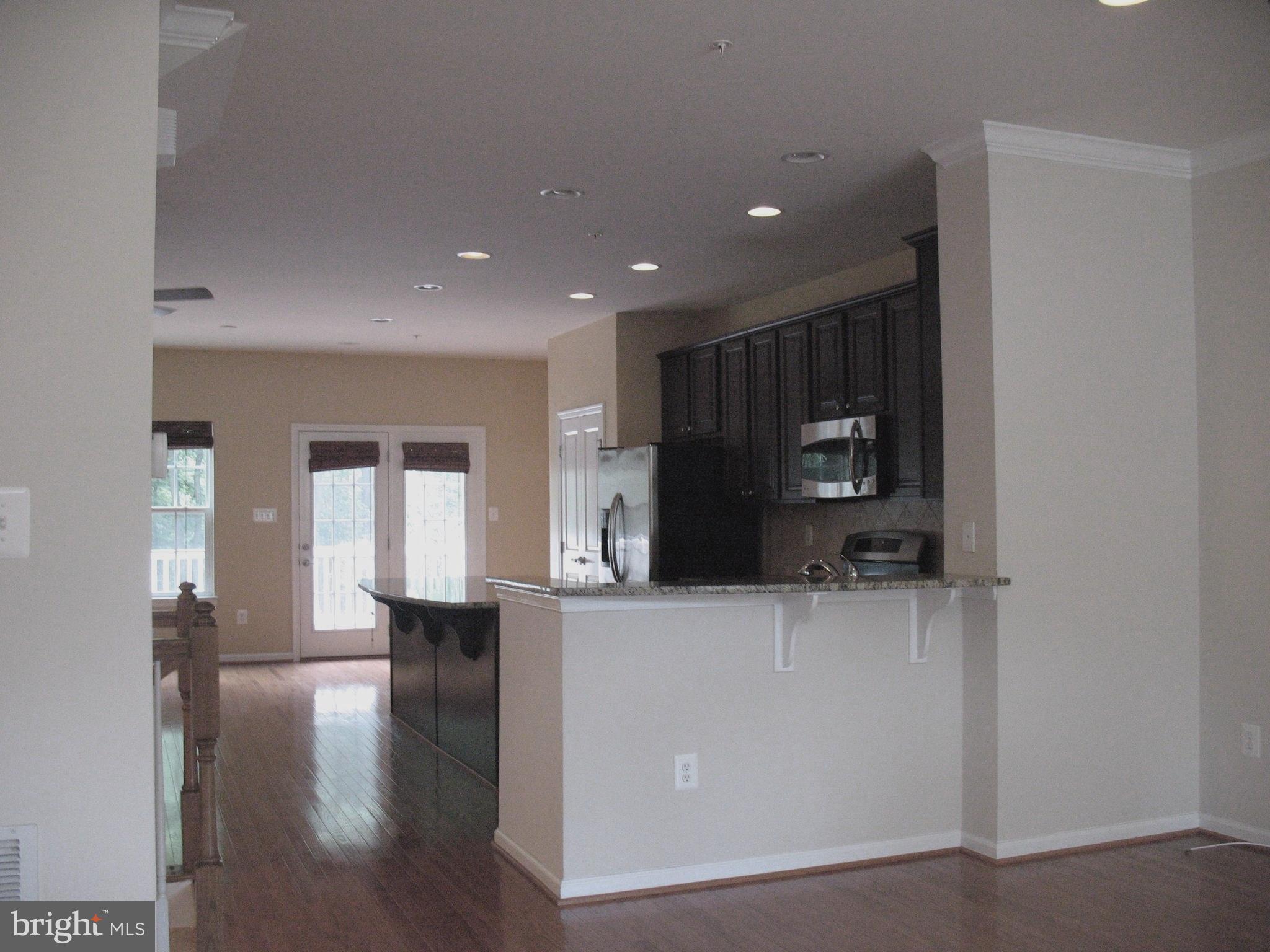 DORCHESTER WOODS - Residential Lease