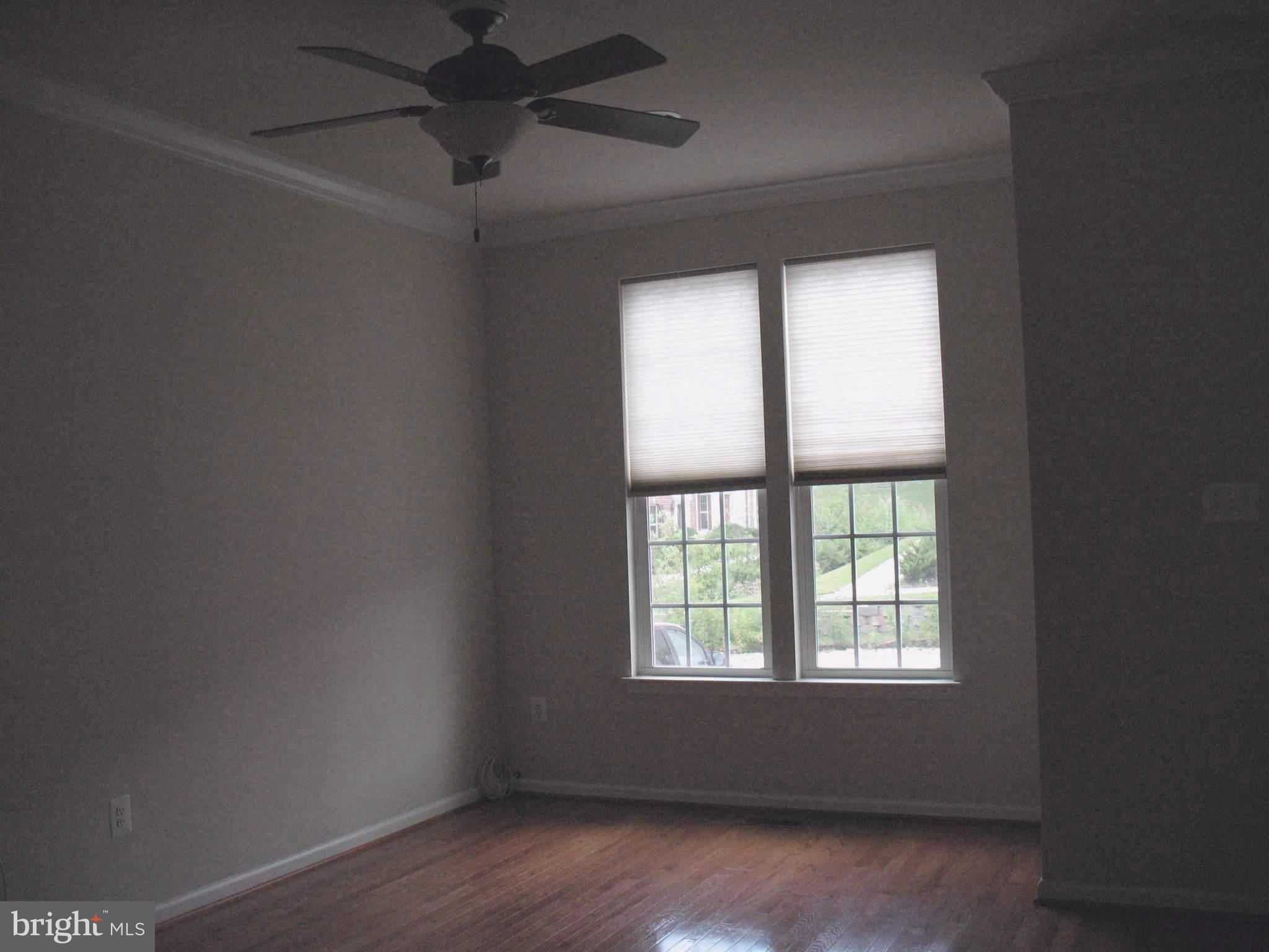 DORCHESTER WOODS - Residential Lease