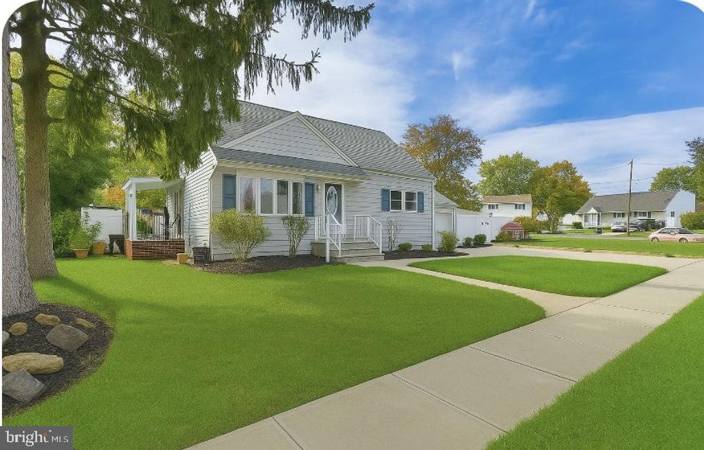 Photo of 3 Village Court, HAMILTON, NJ 08690 (MLS # NJME2067306)