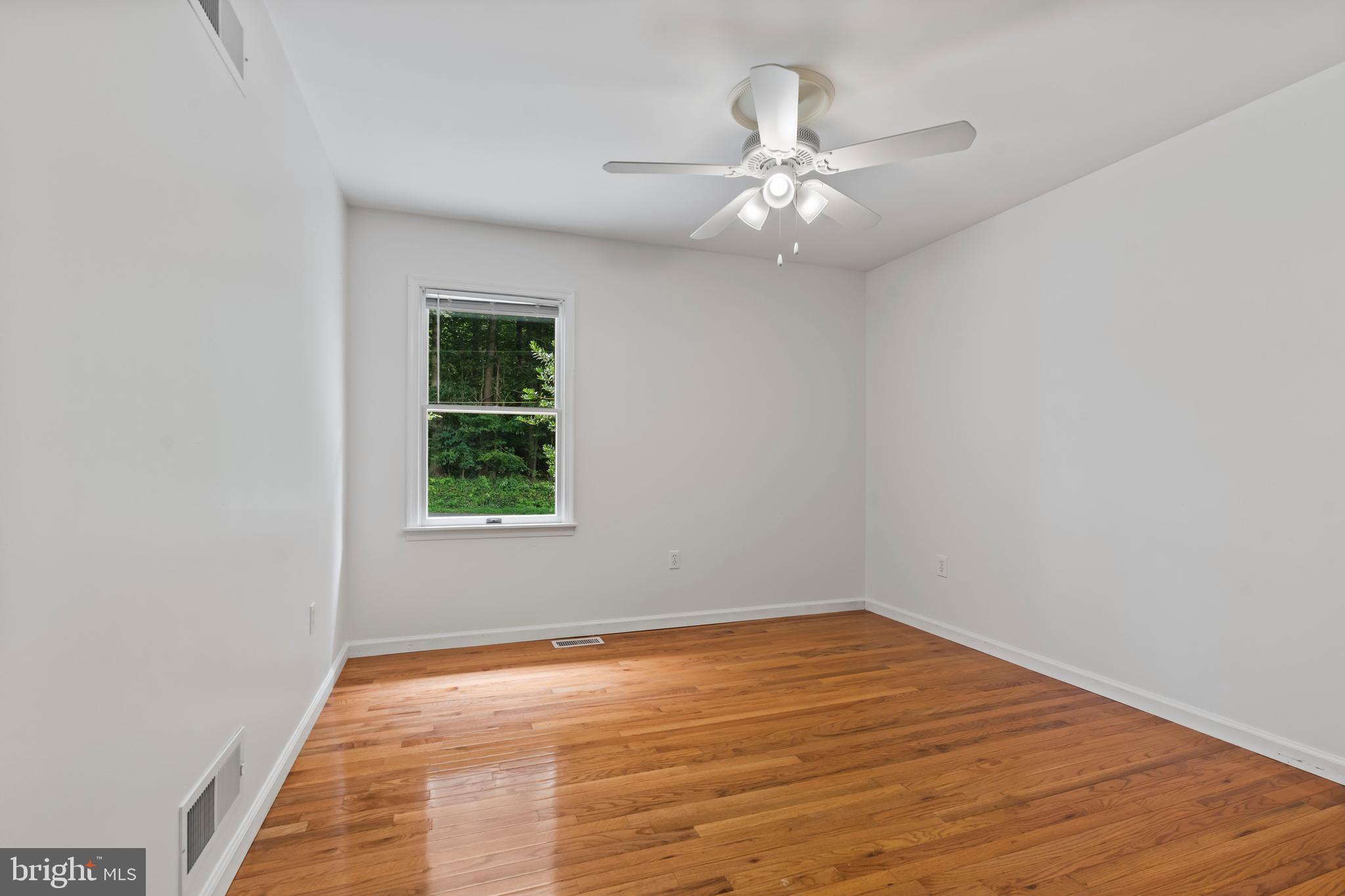 RISING SUN - Residential