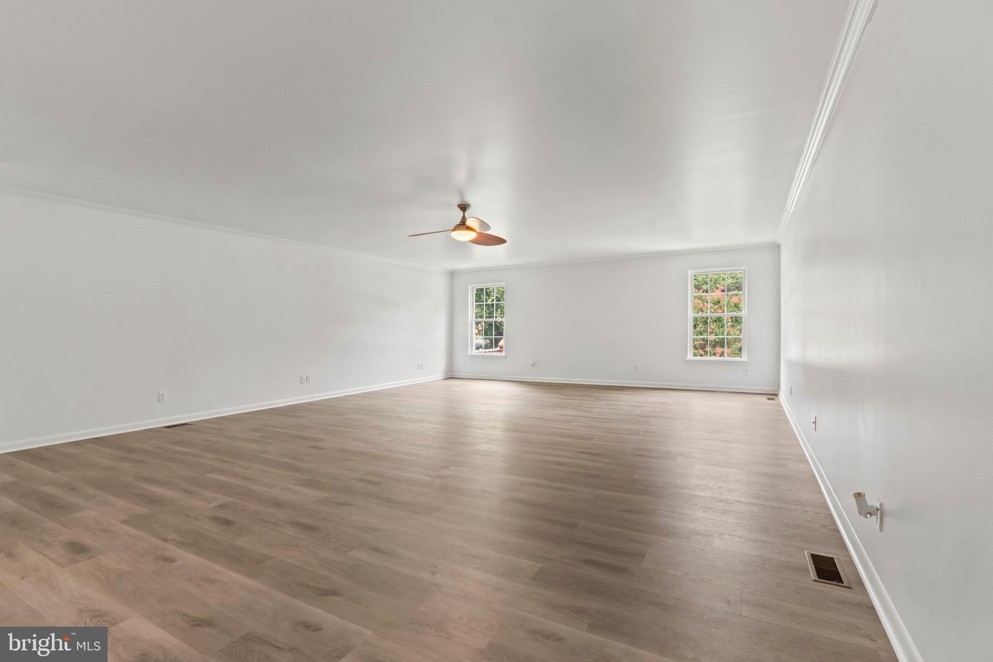 RISING SUN - Residential